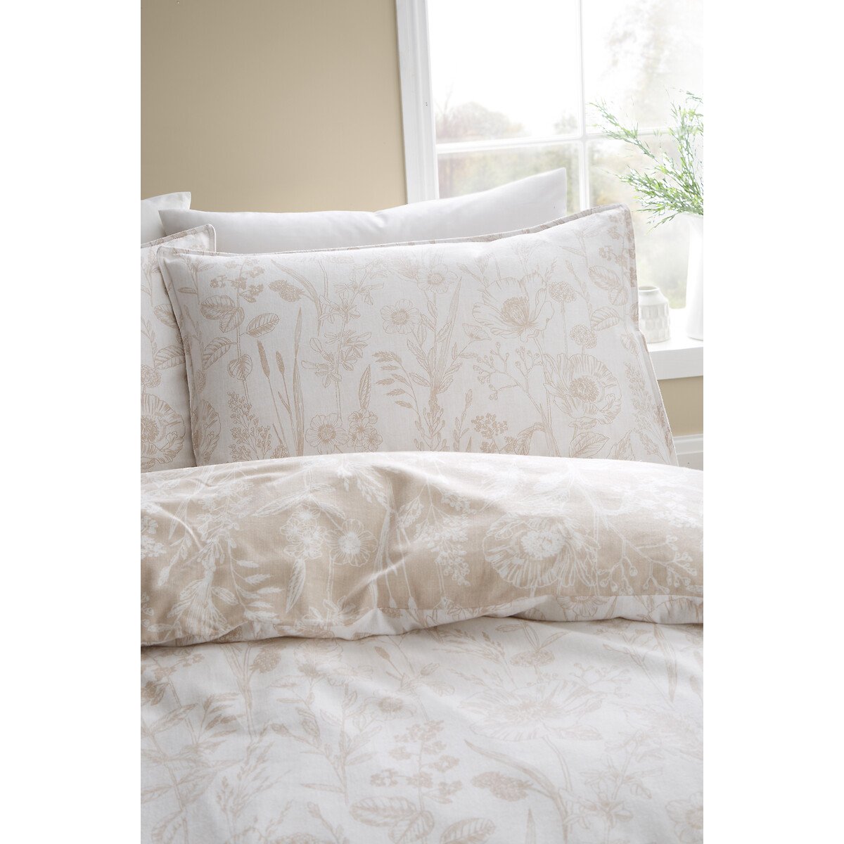 Brushed Floral Toile 100% Cotton Duvet Cover and Pillowcase Set natural, BIANCA FINE LINENS