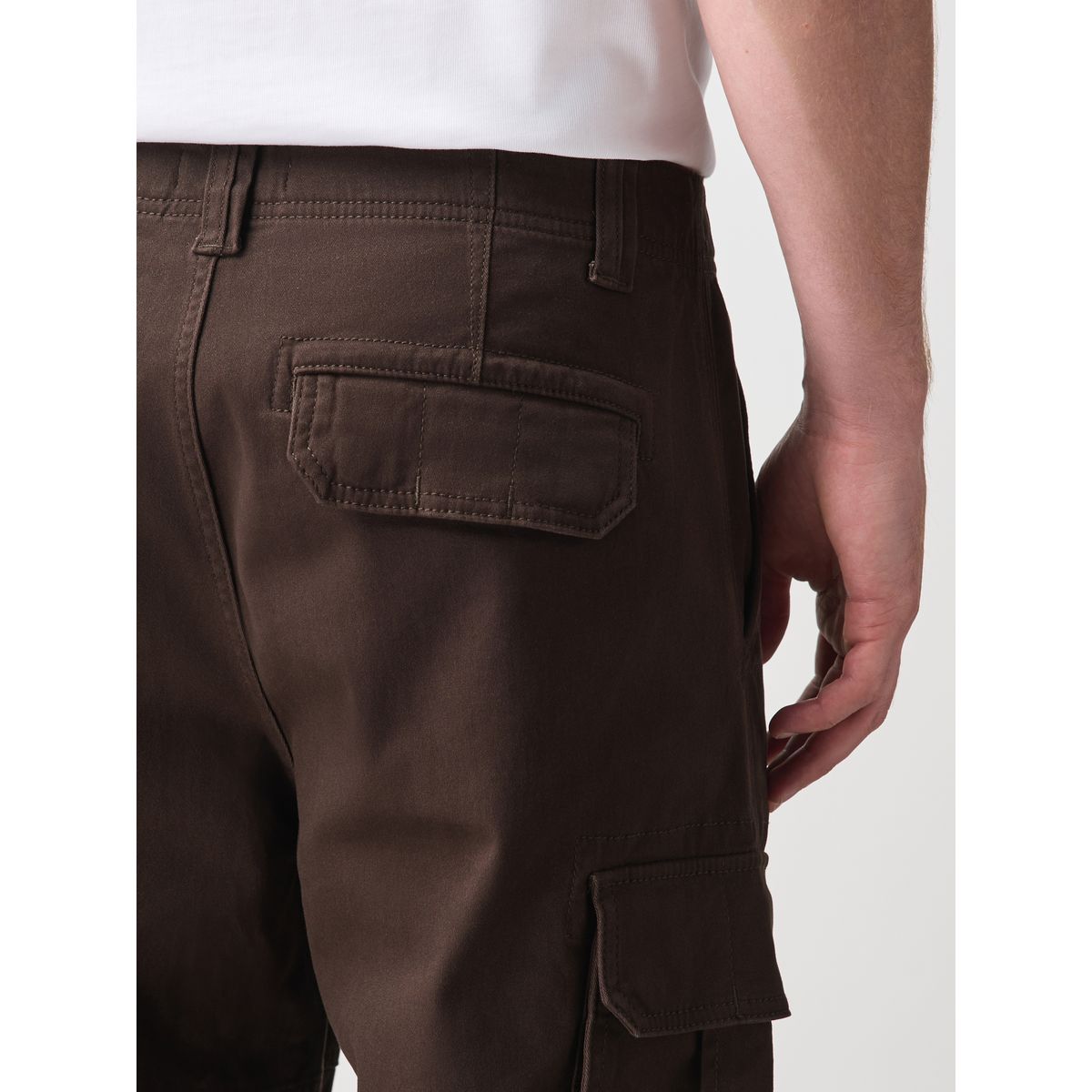 Pantalon cargo stretch en coton marron foncé, NEXT