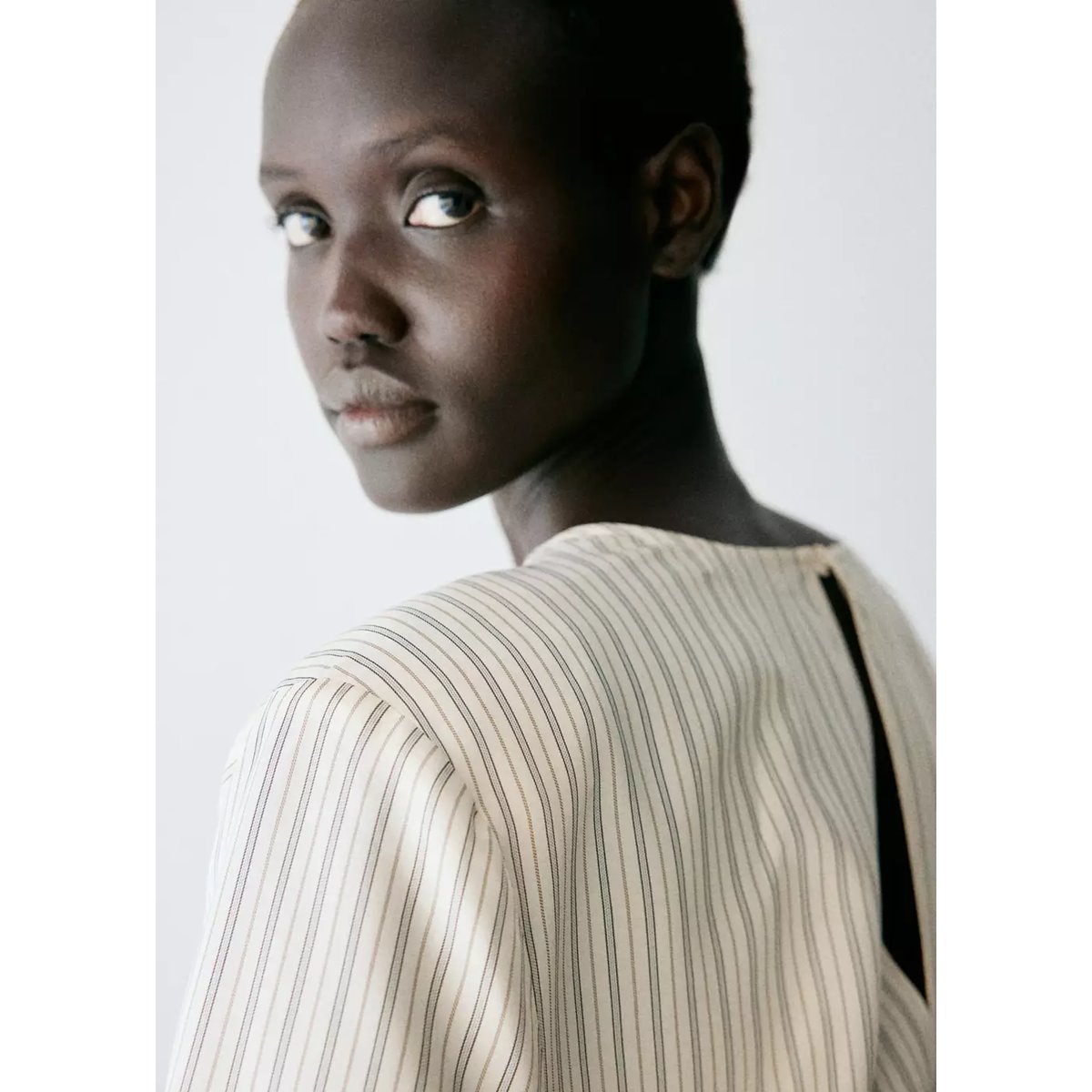 Blouse rayures nouée à la ceinture écru, MANGO