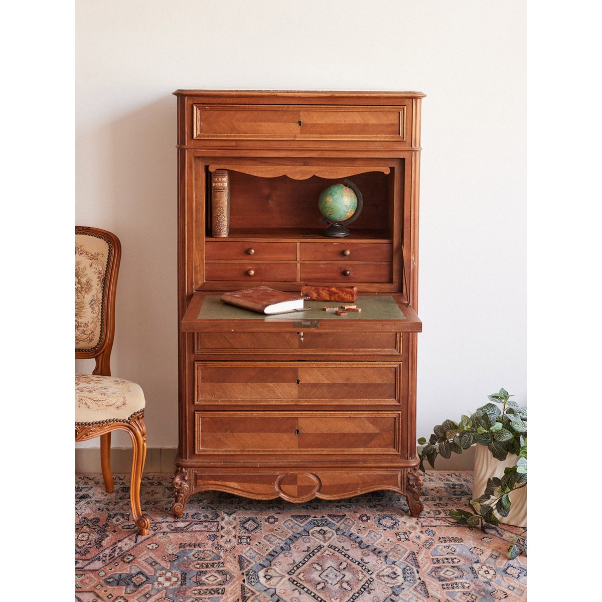 Secrétaire en marqueterie Honoré N°194 - Bon état bois clair, DEBONGOUT