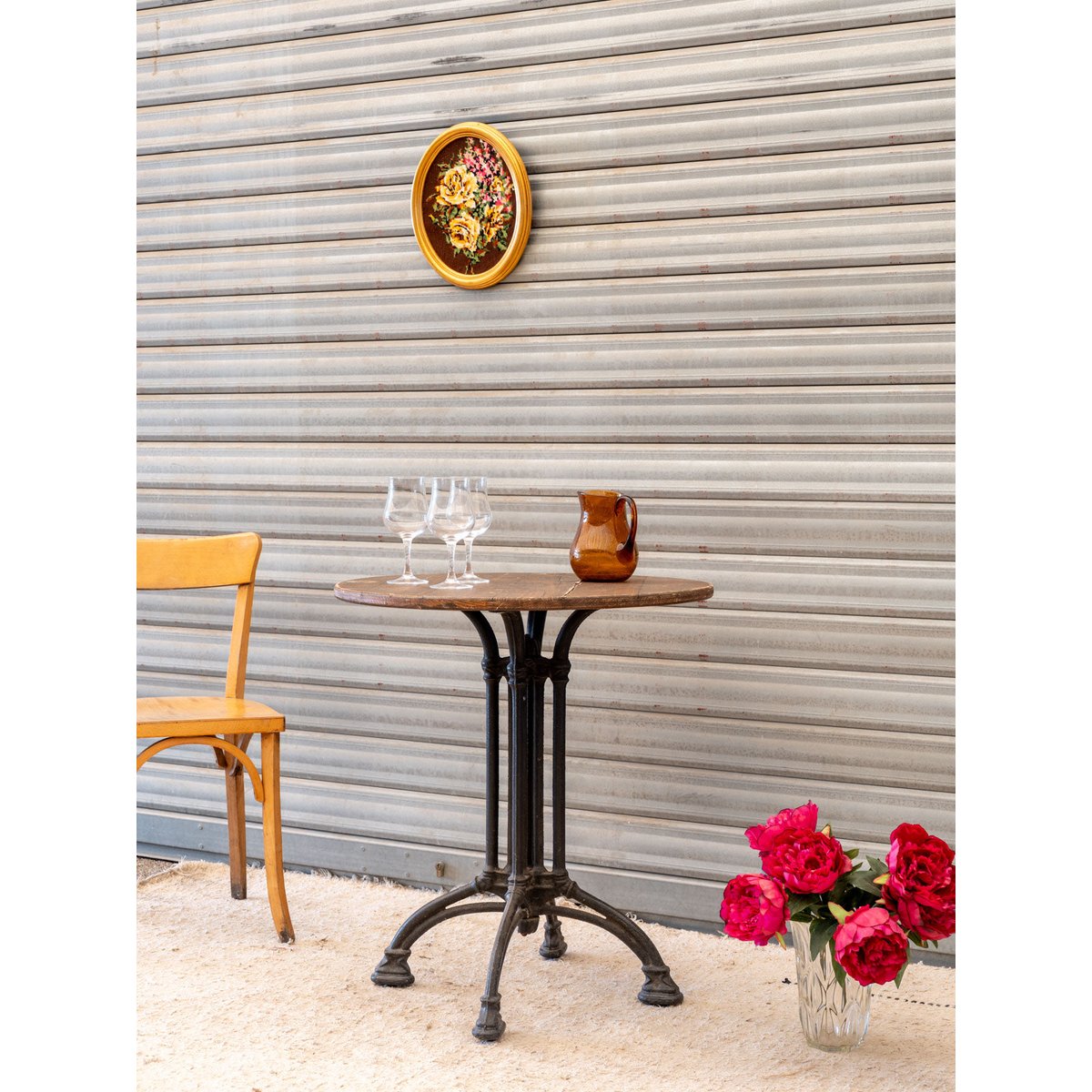 Table à manger bistro en bois et métal noir Denise N°1185 - Bon état bois foncé, DEBONGOUT