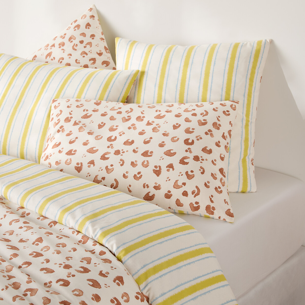 Funda de almohada de algodón, estampado de leopardo en el reverso, JAVAD imprimé léopard/rayures, LA REDOUTE INTERIEURS