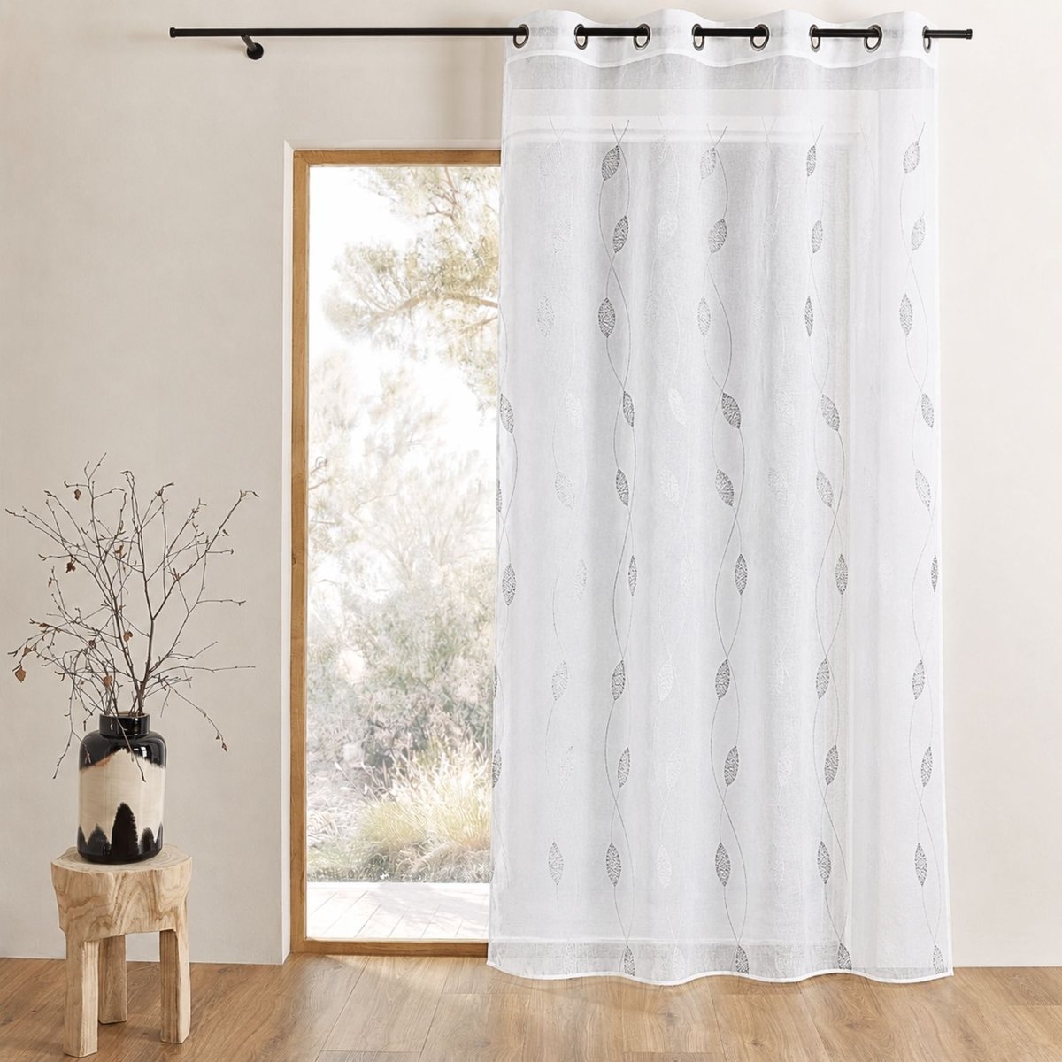 Voilage brodé à motifs feuilles gris clair, HOME MAISON