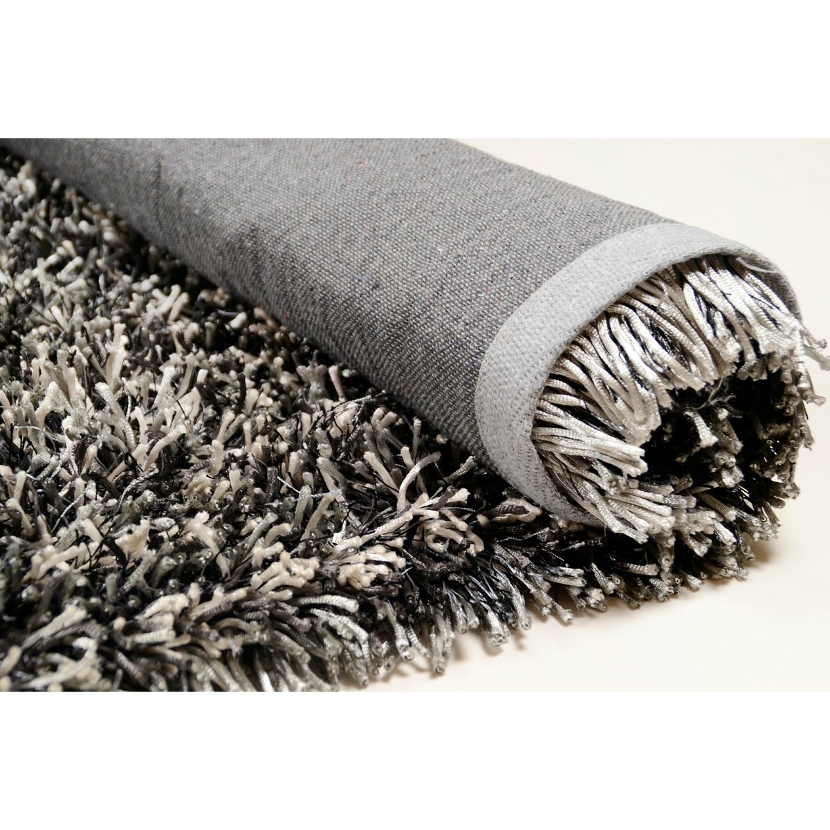 Tapis salon shaggy Girly longs poils argent, THEKO