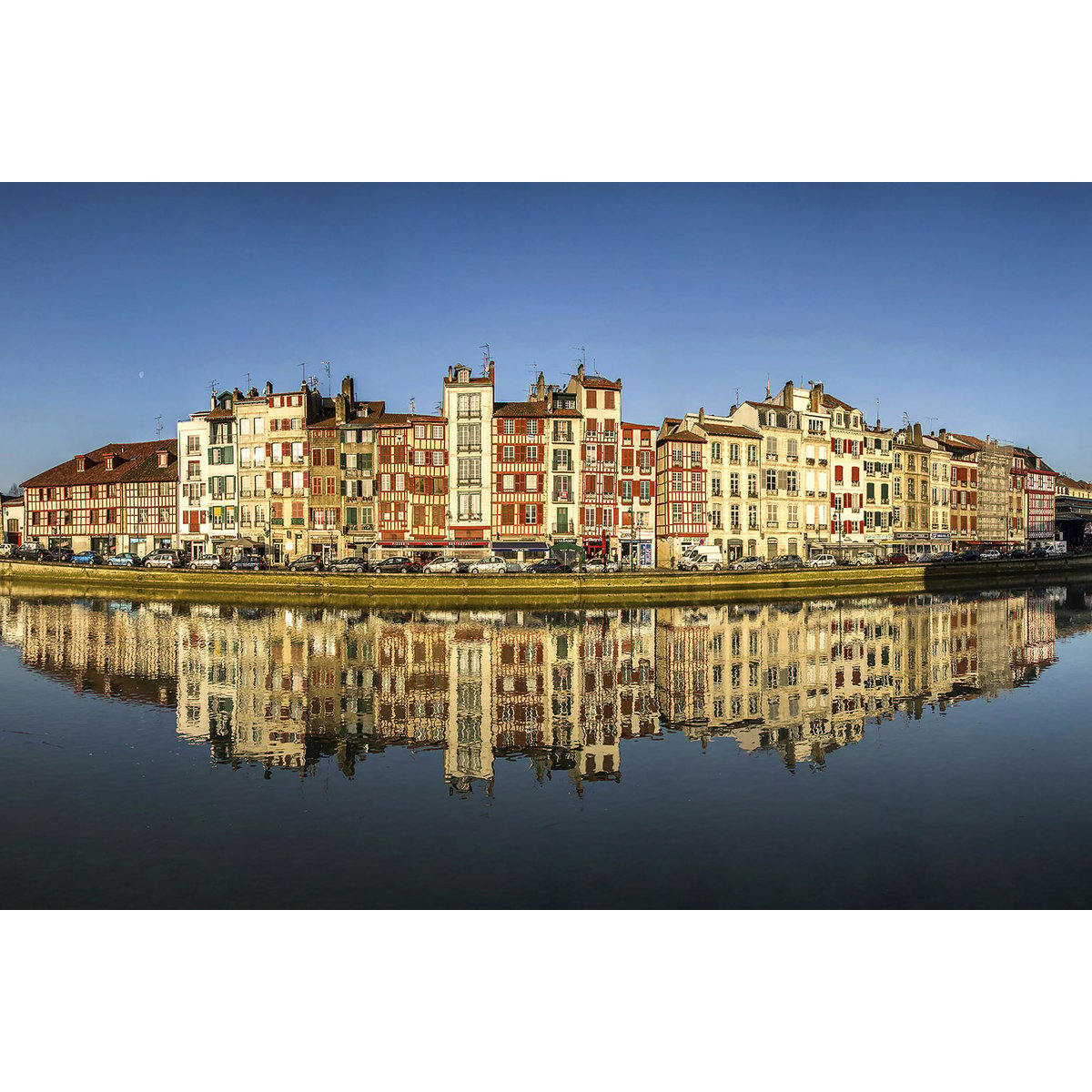 Tableau Tableau photo vue sur bayonne tableau alu dibond, HEXOA