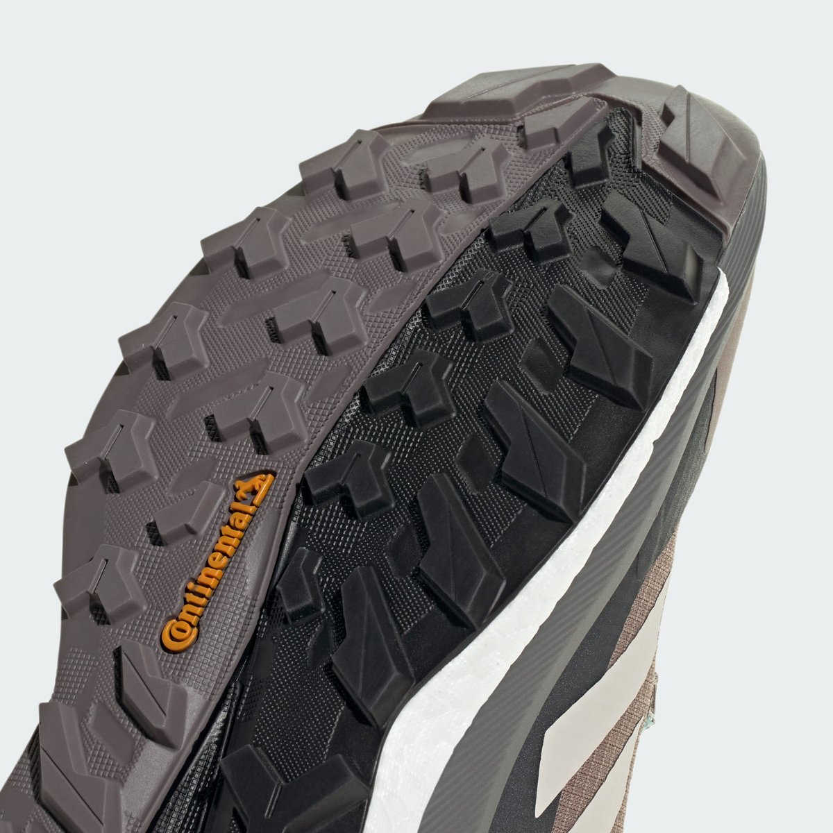 Chaussure De Randonnée Basse Terrex Free Hiker 2.0 Gore-Tex Chaussure De Randonnée Basse Terrex Free Hiker 2.0 Gore-Tex trace brown / beige / carbon, adidas Performance