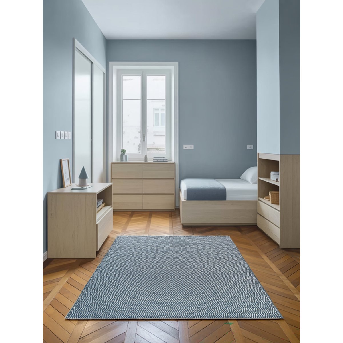 Tapis en fibres recyclées tissé à la main PESSOA bleu naturel, AFK LIVING