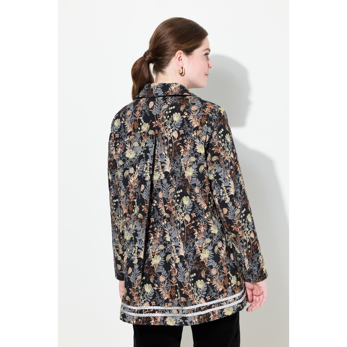 Veste à col chemise, tissu Jacquard à motif noir, ULLA POPKEN