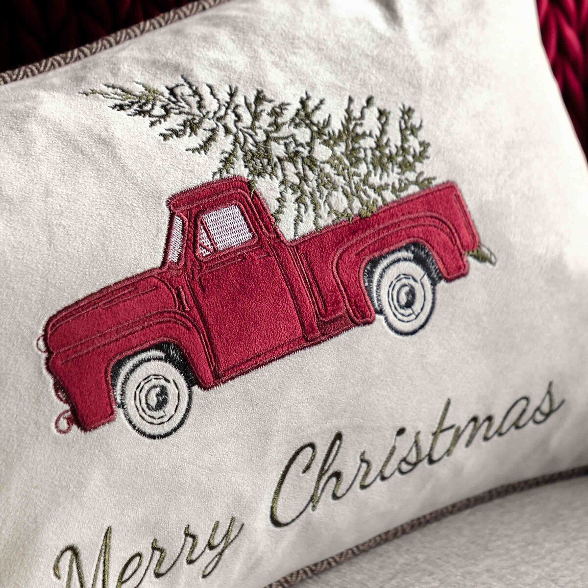 Vintage Embroidered Car Cushion natural, ÉDITÉ