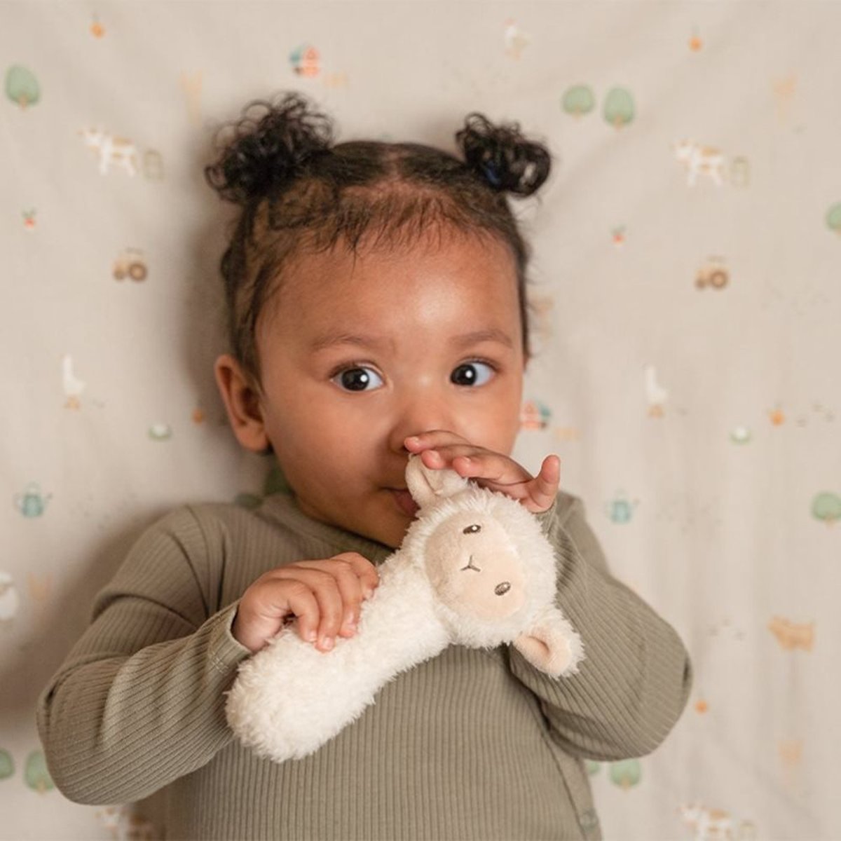 Hochet peluche blanc, marron, LITTLE DUTCH