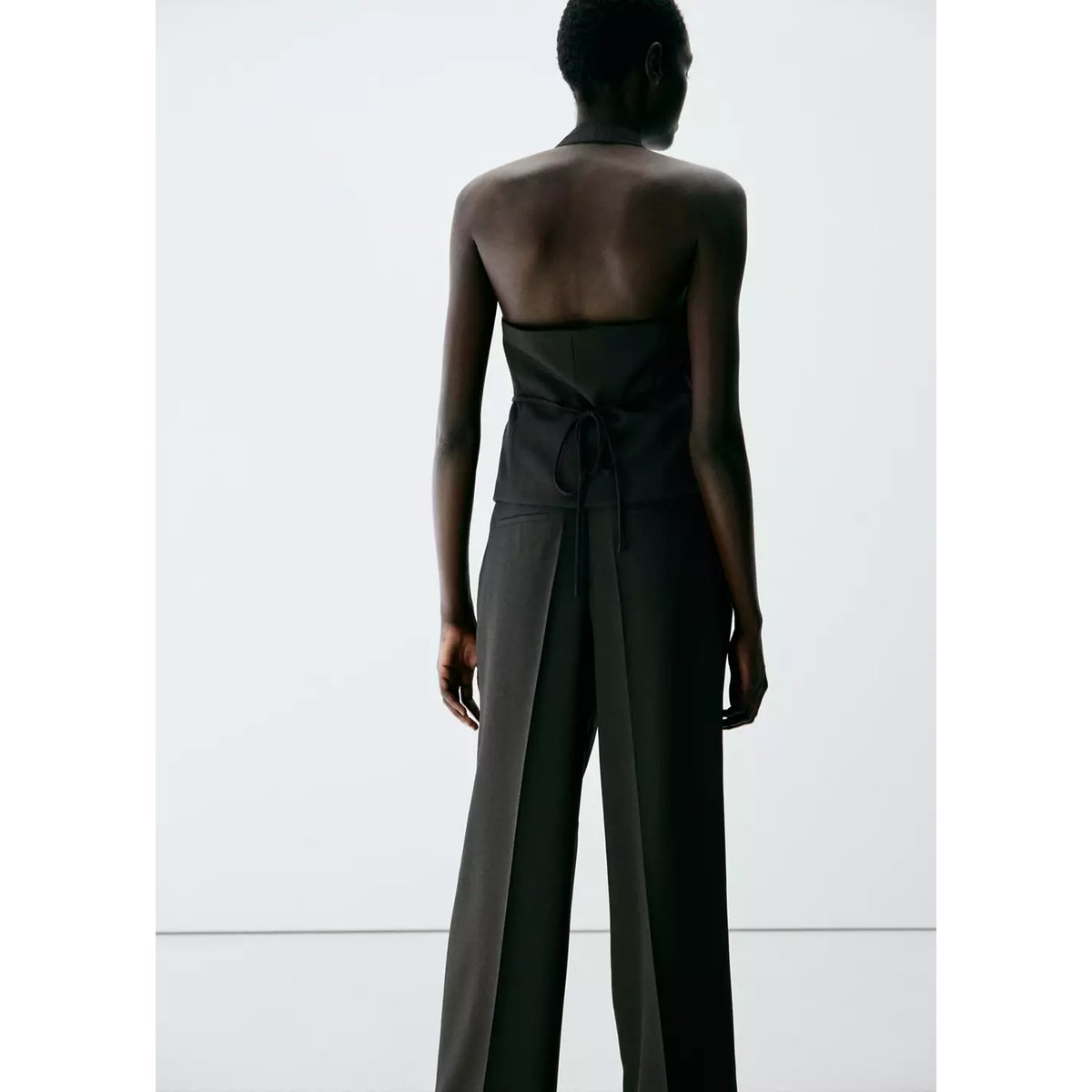 Gilet halter croisé noir, MANGO
