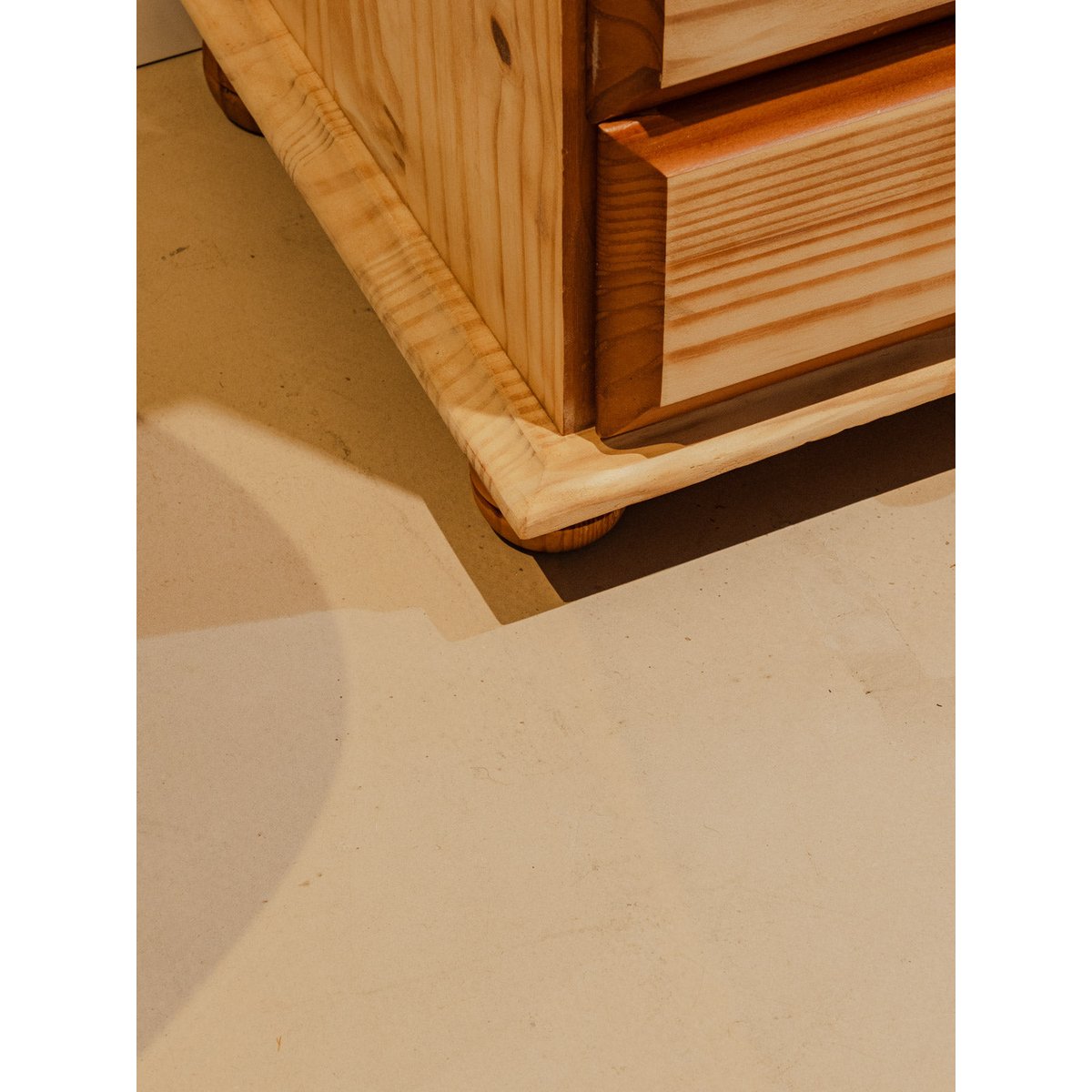 Commode en bois brut Garance N°616 - Bon état bois clair, DEBONGOUT