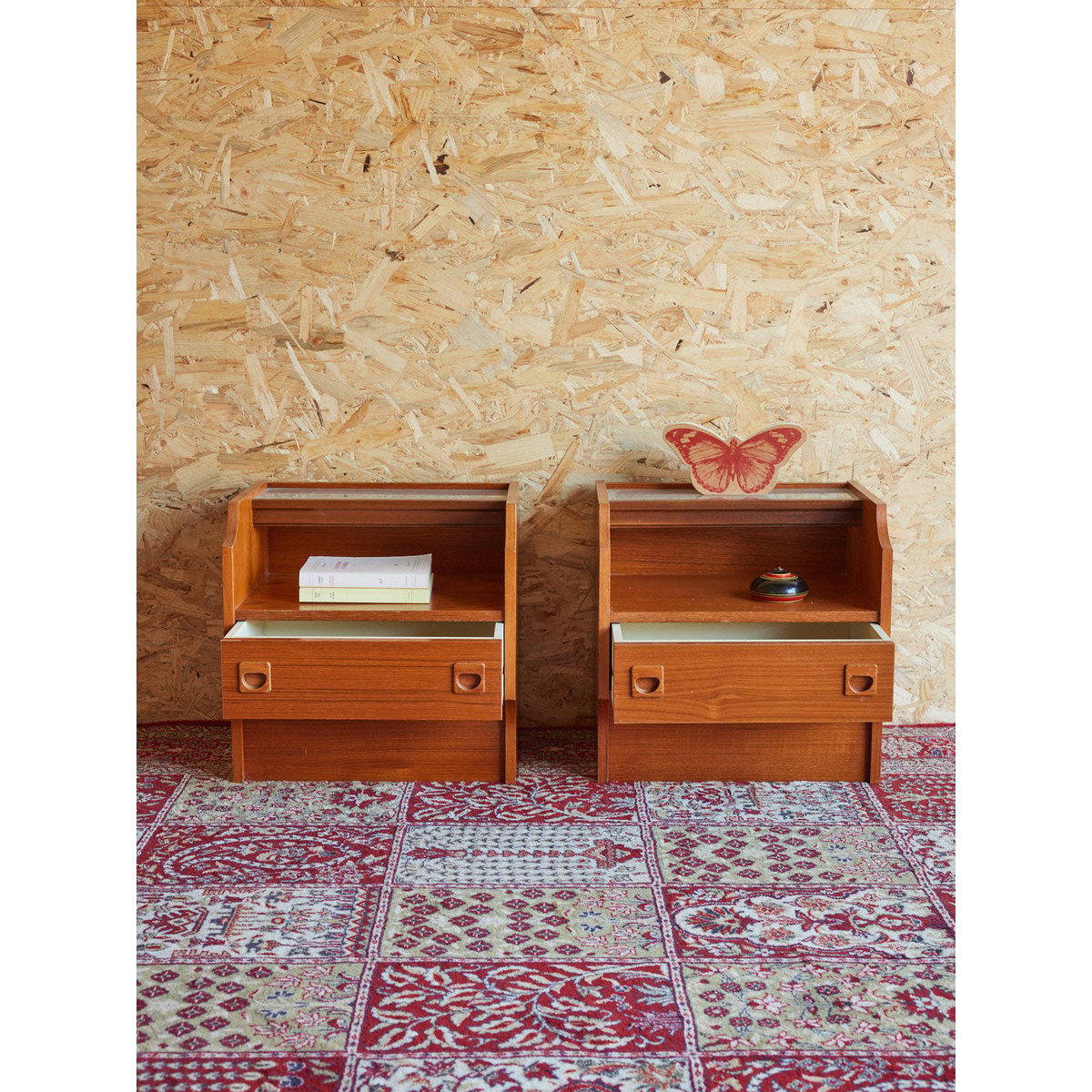 Paire de chevets en bois Maïa N°1476 - Bon état bois clair, DEBONGOUT