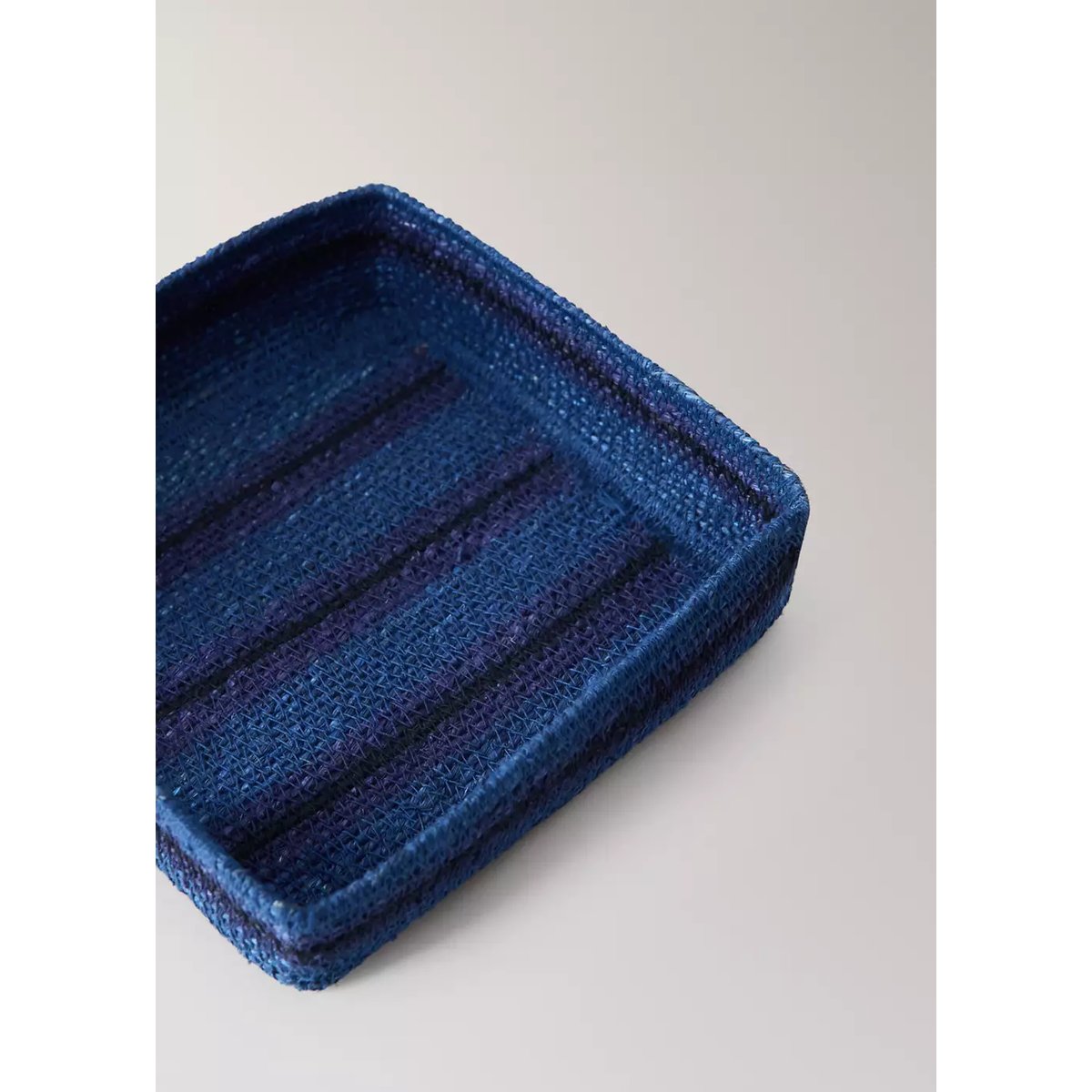 Rond de serviette en jonc de mer bleu électrique, MANGO HOME