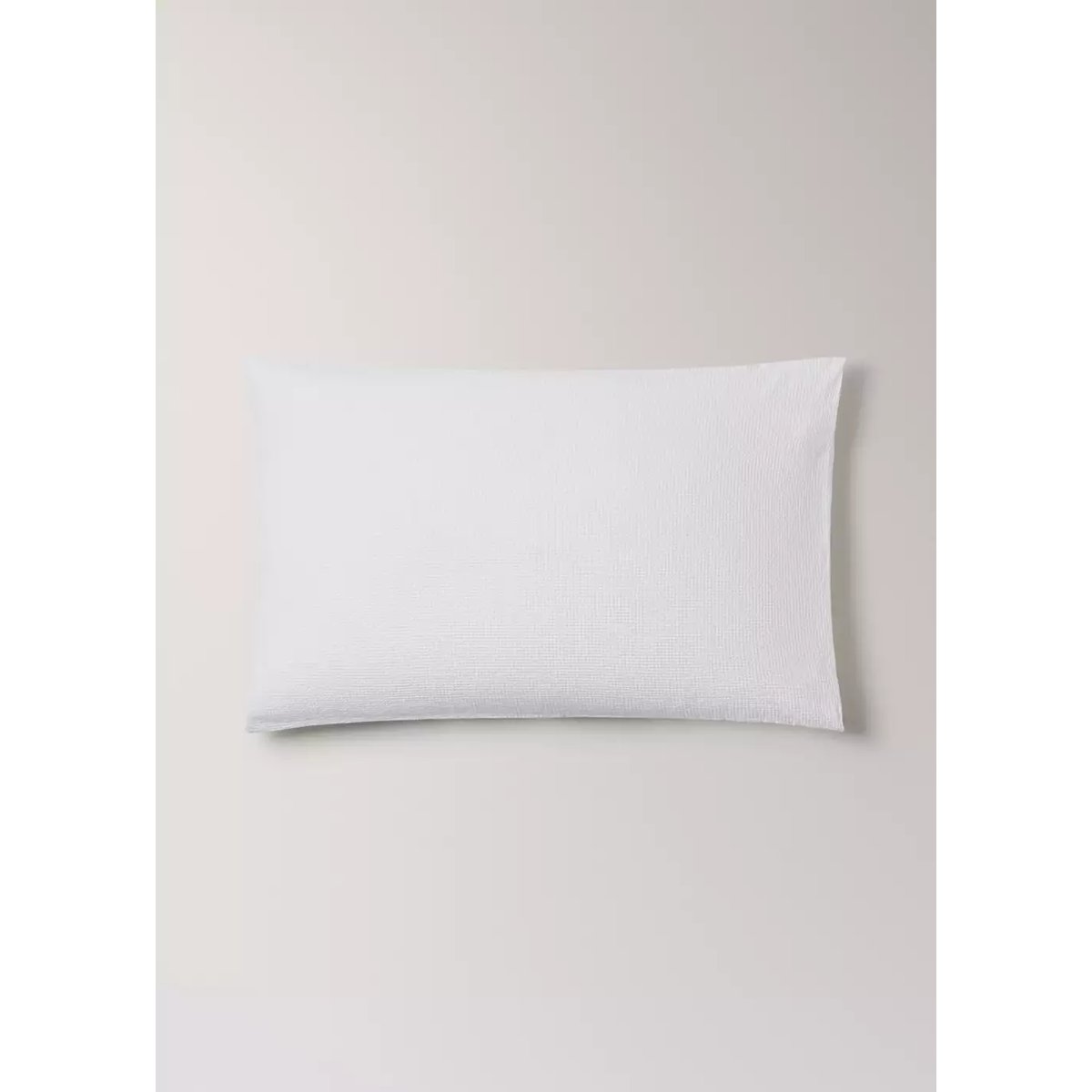 Deux taies d'oreiller coton garment-dyed mini waffle 50x75 cm blanc cassé, MANGO HOME