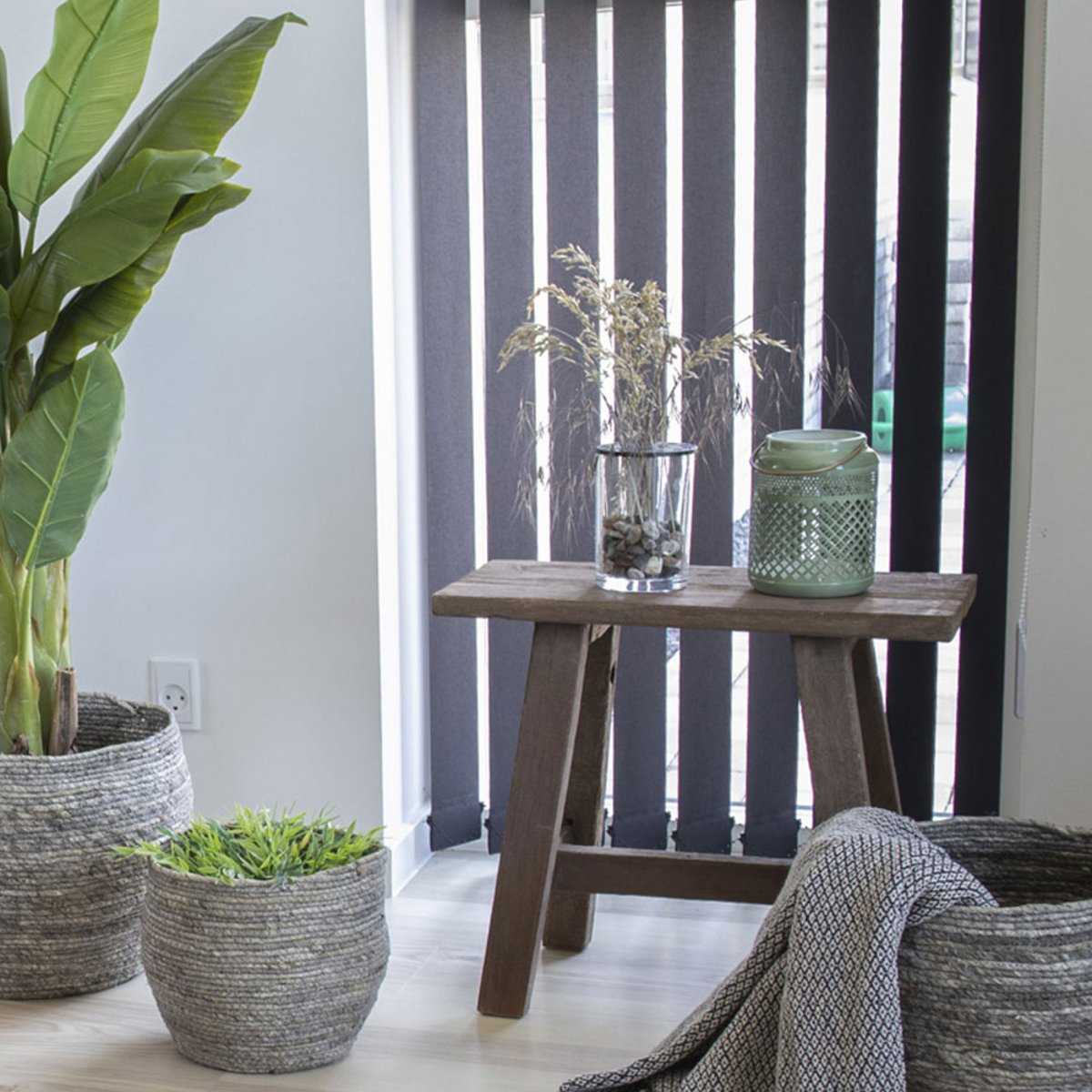 Tabouret en teck H45cm- BARCELONA naturel, HOUSE NORDIC