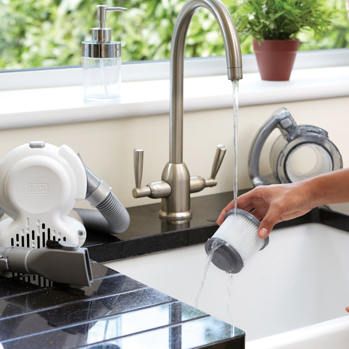 Aspirateur main PD1820L gris, BLACK & DECKER