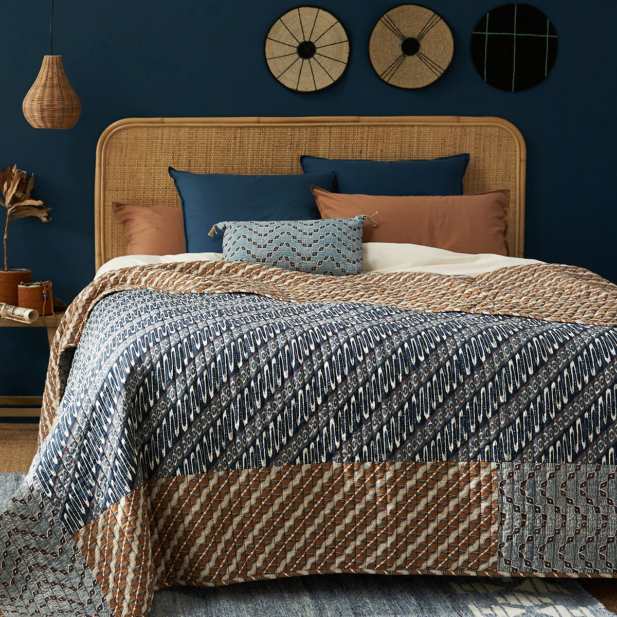 Couvre-lit Kantha coton lavé, Midako imprimé fond bleu, LA REDOUTE INTERIEURS