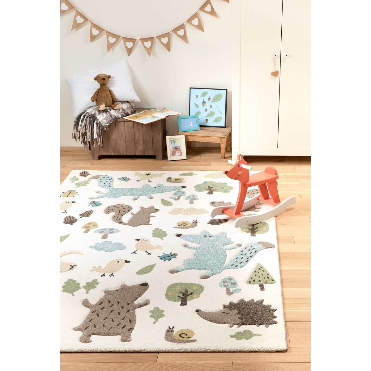 Tapis enfant motif animaux de la forêt ,  FOREST blanc et bleu, SIGIKID