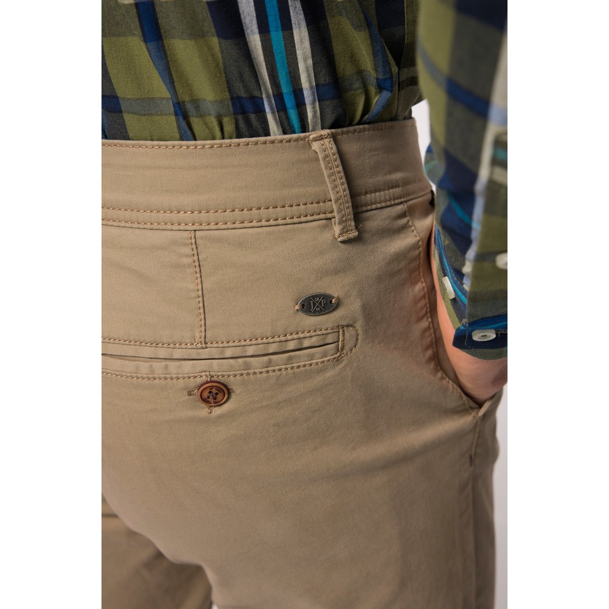 Chino Regular Fit à taille élastique sable, JP1880