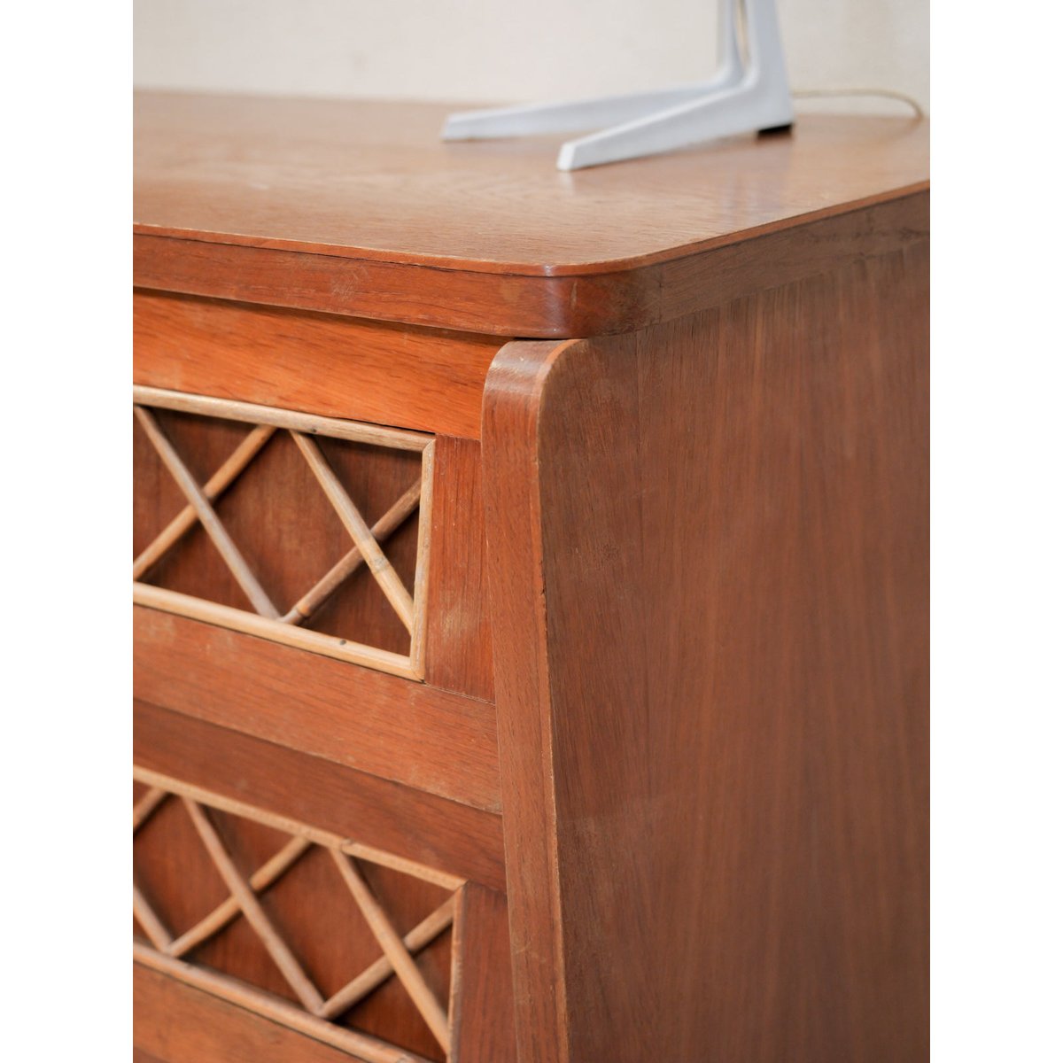 Commode en bois et rotin Olga N°1093 - Bon état bois clair, DEBONGOUT