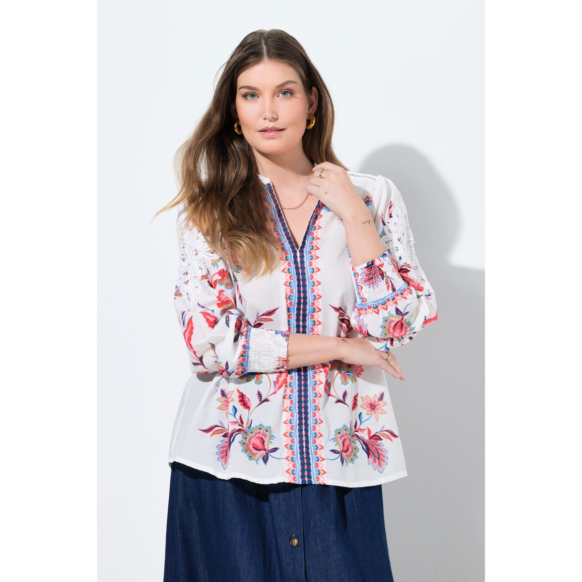 Chemisier avec broderie ajourée blanc cassé, ULLA POPKEN