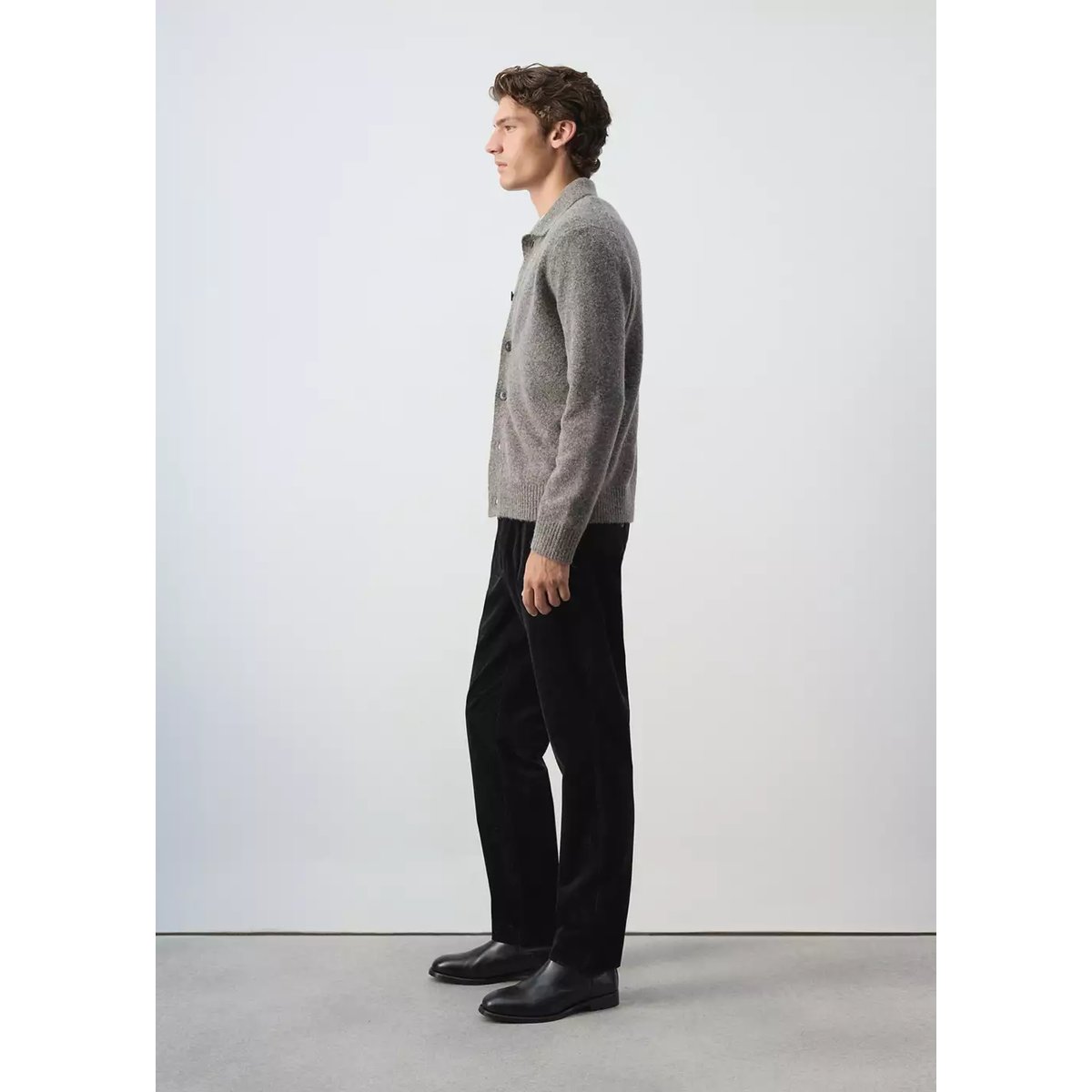Pantalon velours côtelé pinces regular-fit noir, MANGO MAN