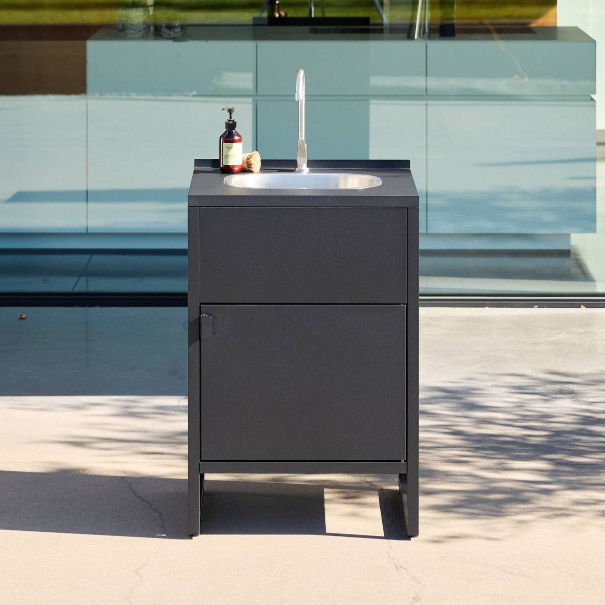 Module de cuisine extérieure acier évier et 1 porte L60cm KEA noir, SWEEEK