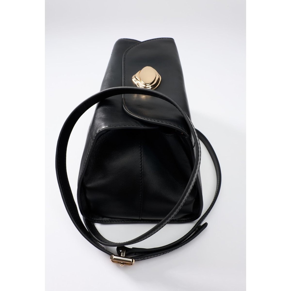 Sac À Bandoulière En Cuir Véritable Leonie noir, GUESS