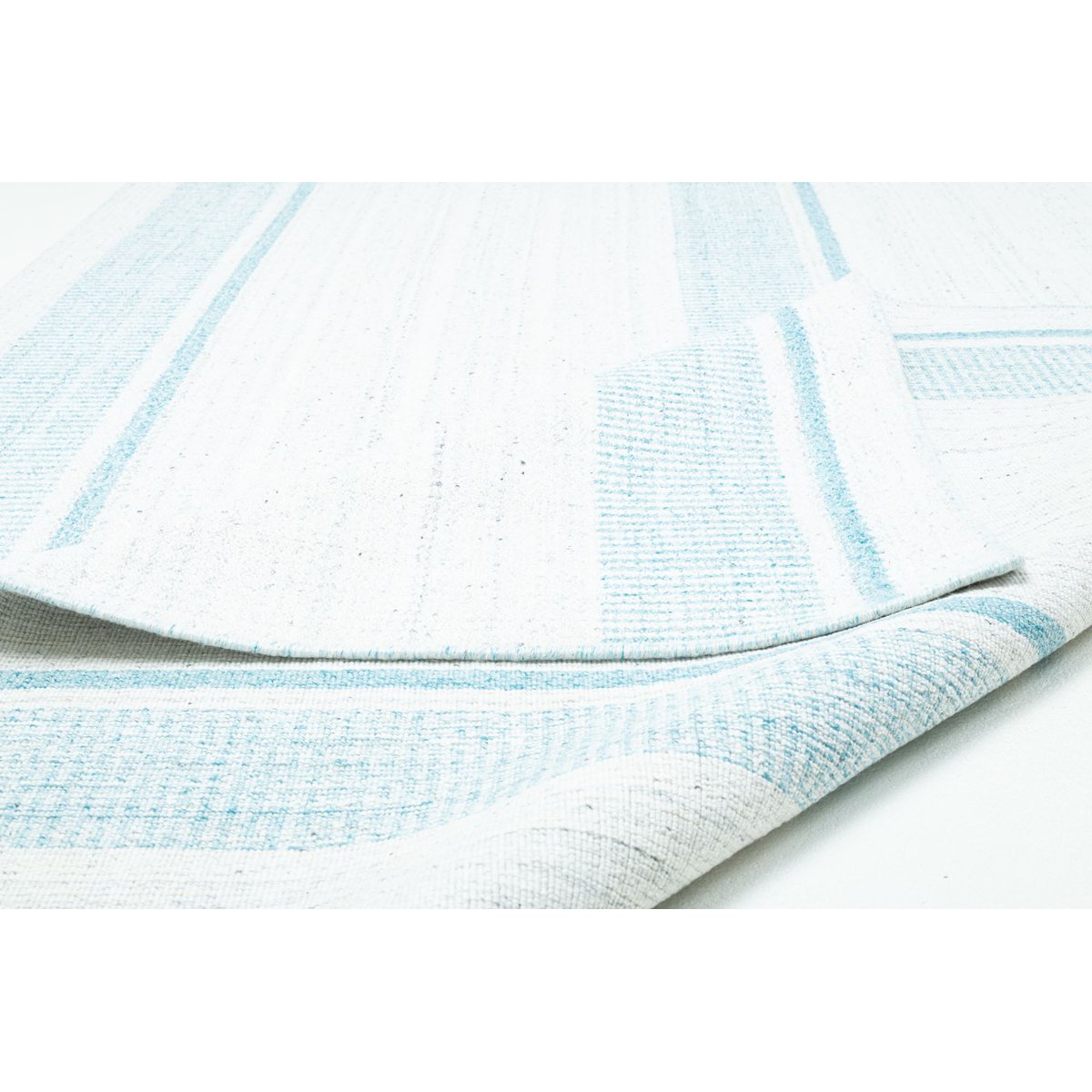 Tapis salon Darwin tissé plat en viscose turquoise, THEKO