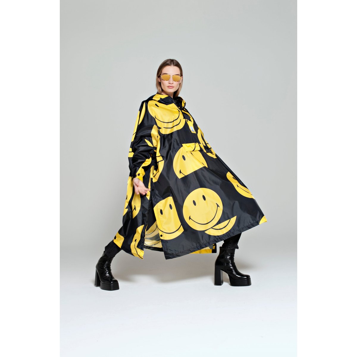 Poncho de pluie imperméable ALL SMILES X SMILEY jaune smiley, RAINKISS