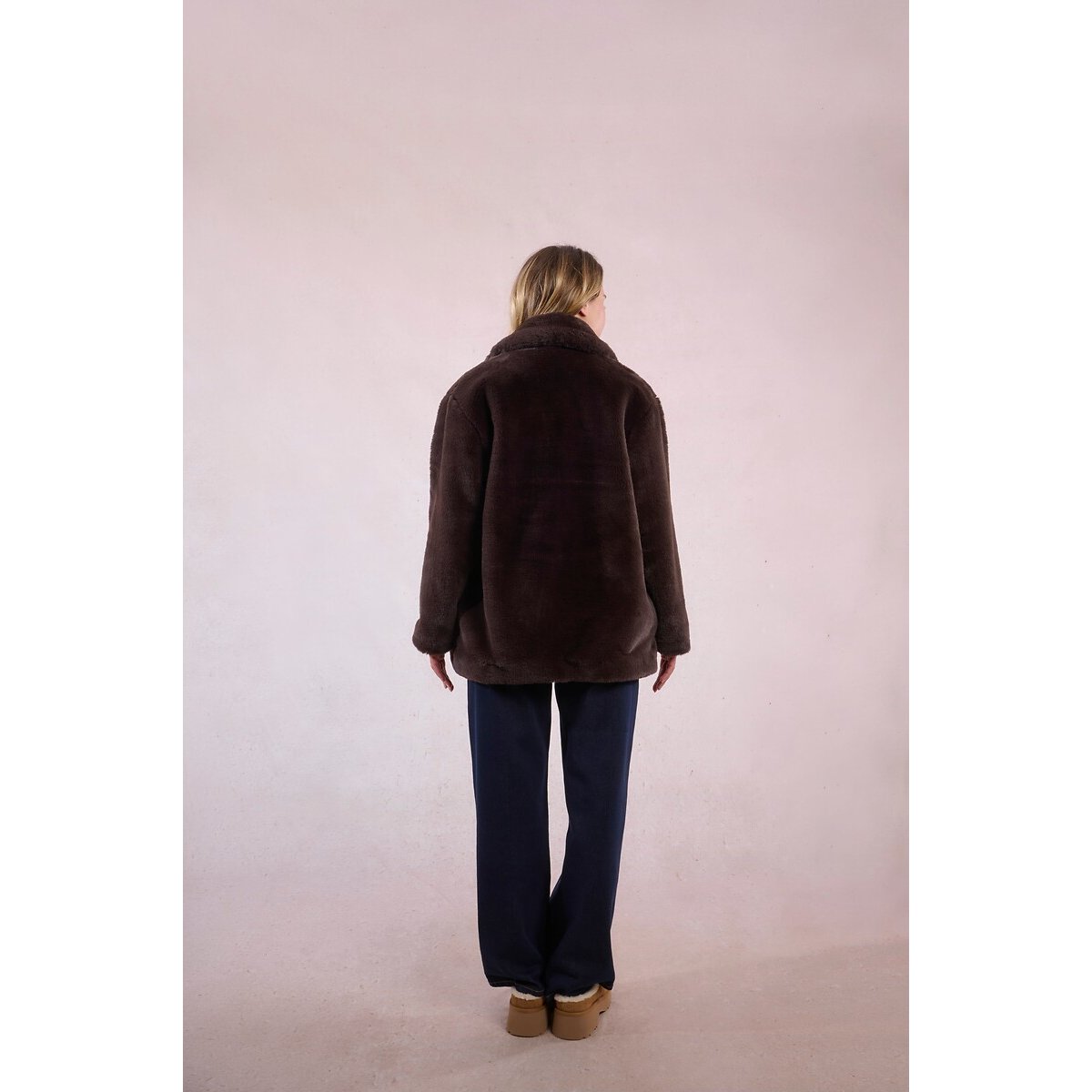Buttoned Coat in Fluffy Fabric chocolate, MOLLY BRACKEN