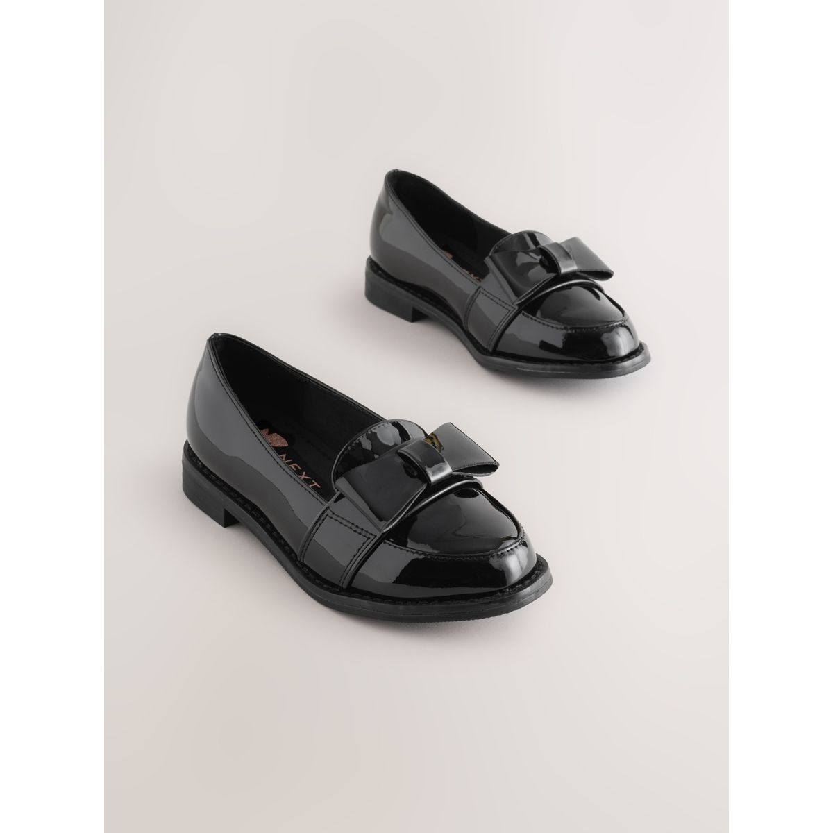 Mocassins d'écolier à nœud noir, NEXT