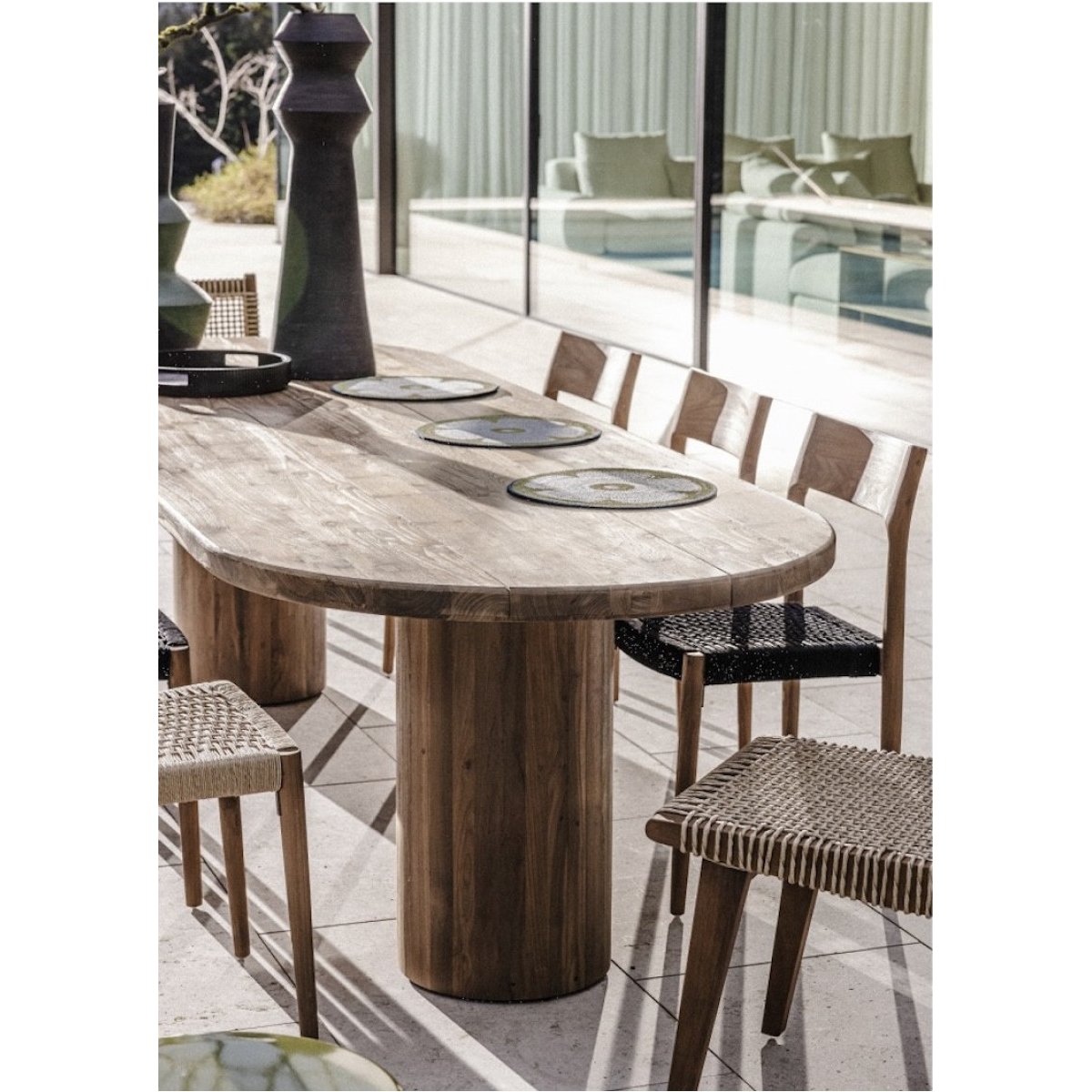 Table de repas ovale en teck massif - GUAJIRA marron, MATHI DESIGN