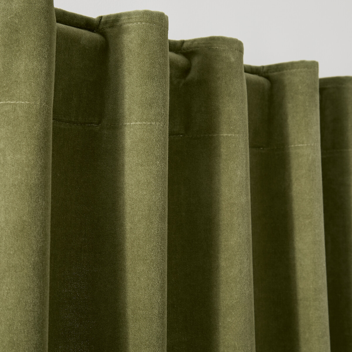 Vorhang Velvet, verdeckte Schlaufen, Samt moosgrün, LA REDOUTE INTERIEURS