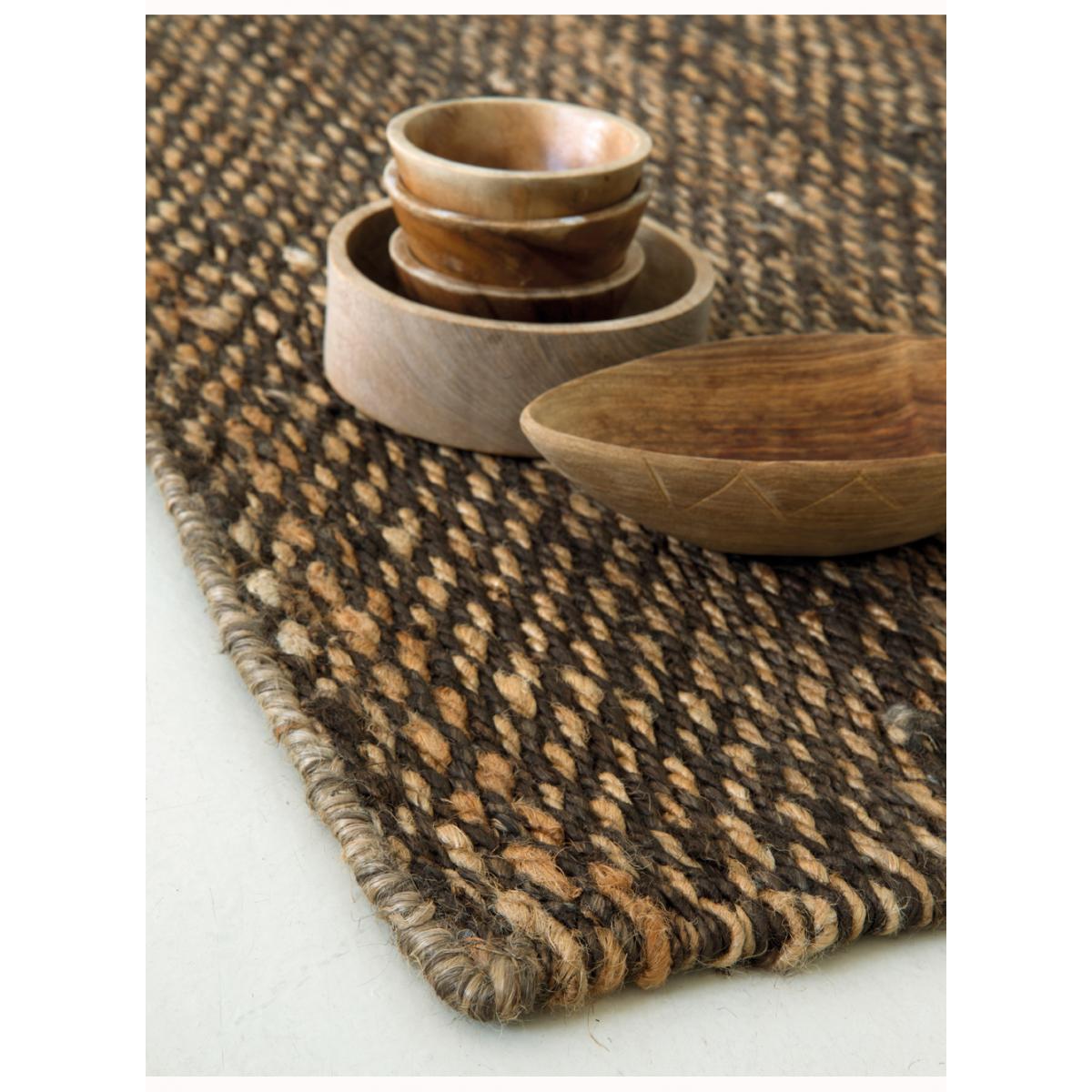Tapis kilim fait main en chanvre motif uni LOOK 607 chocolat, UN AMOUR DE TAPIS