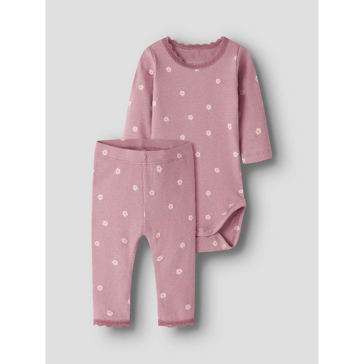 Ensemble violet - lilas, NAME IT
