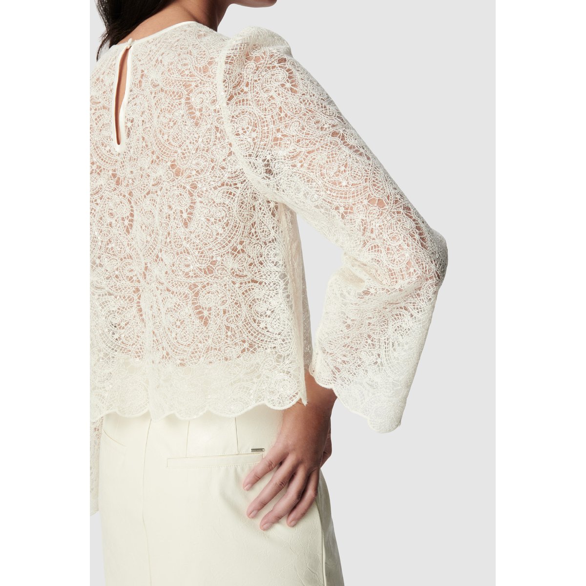 Blouse courte en dentelle ecru, IKKS