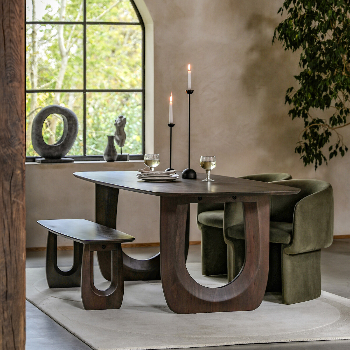 Akron Curved Mango Wood Dining Table (Seats 6) brown , ÉDITÉ