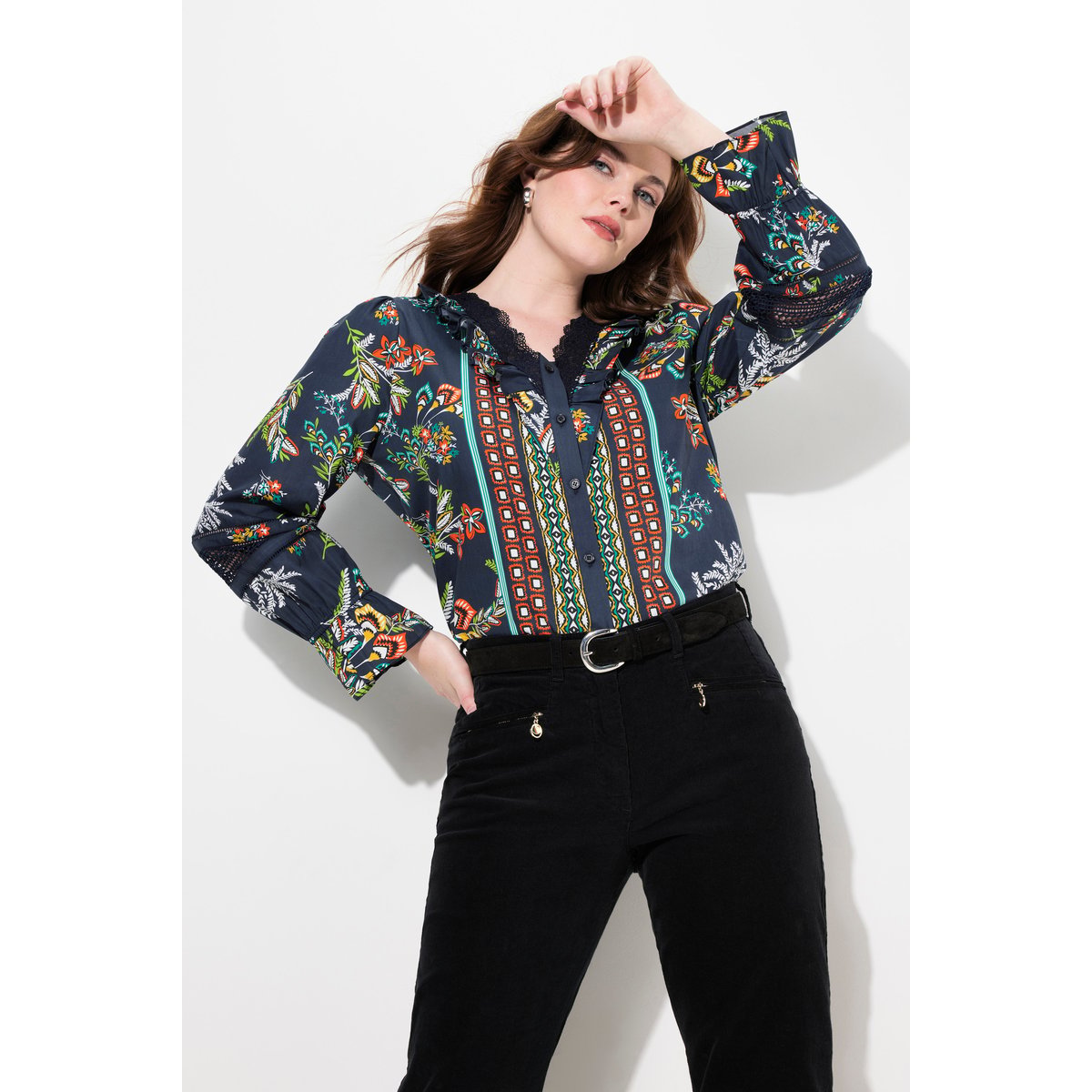 Blouse à col en V et manches longues marine, ULLA POPKEN