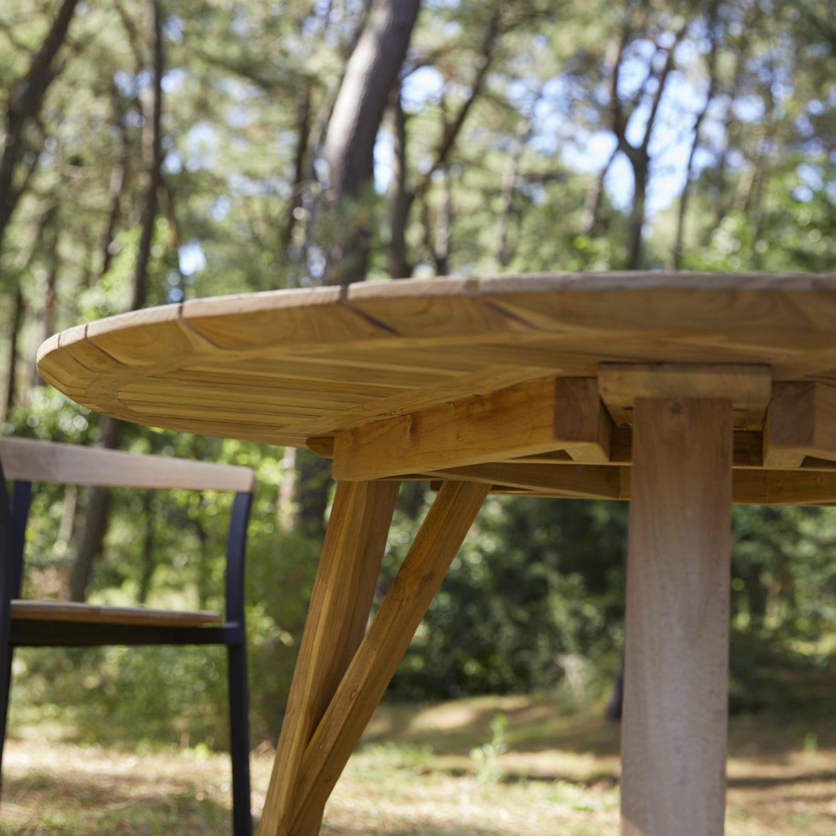 Table de jardin en Teck massif, KATRINE naturel, TIKAMOON