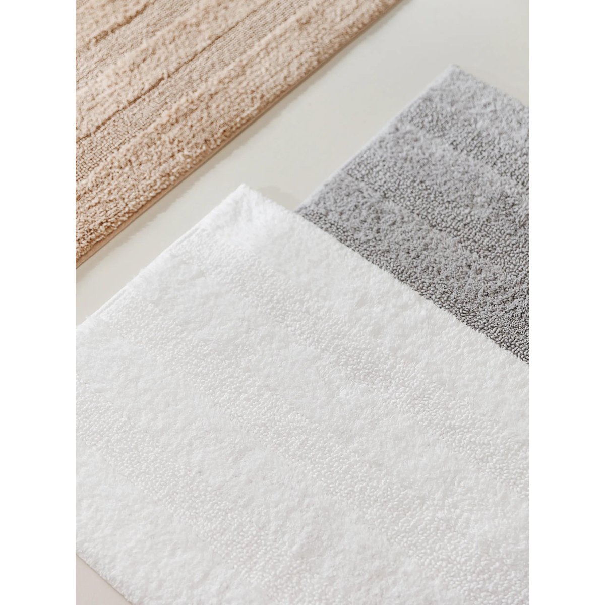 Tapis de bain ILKA blanc, BENUTA