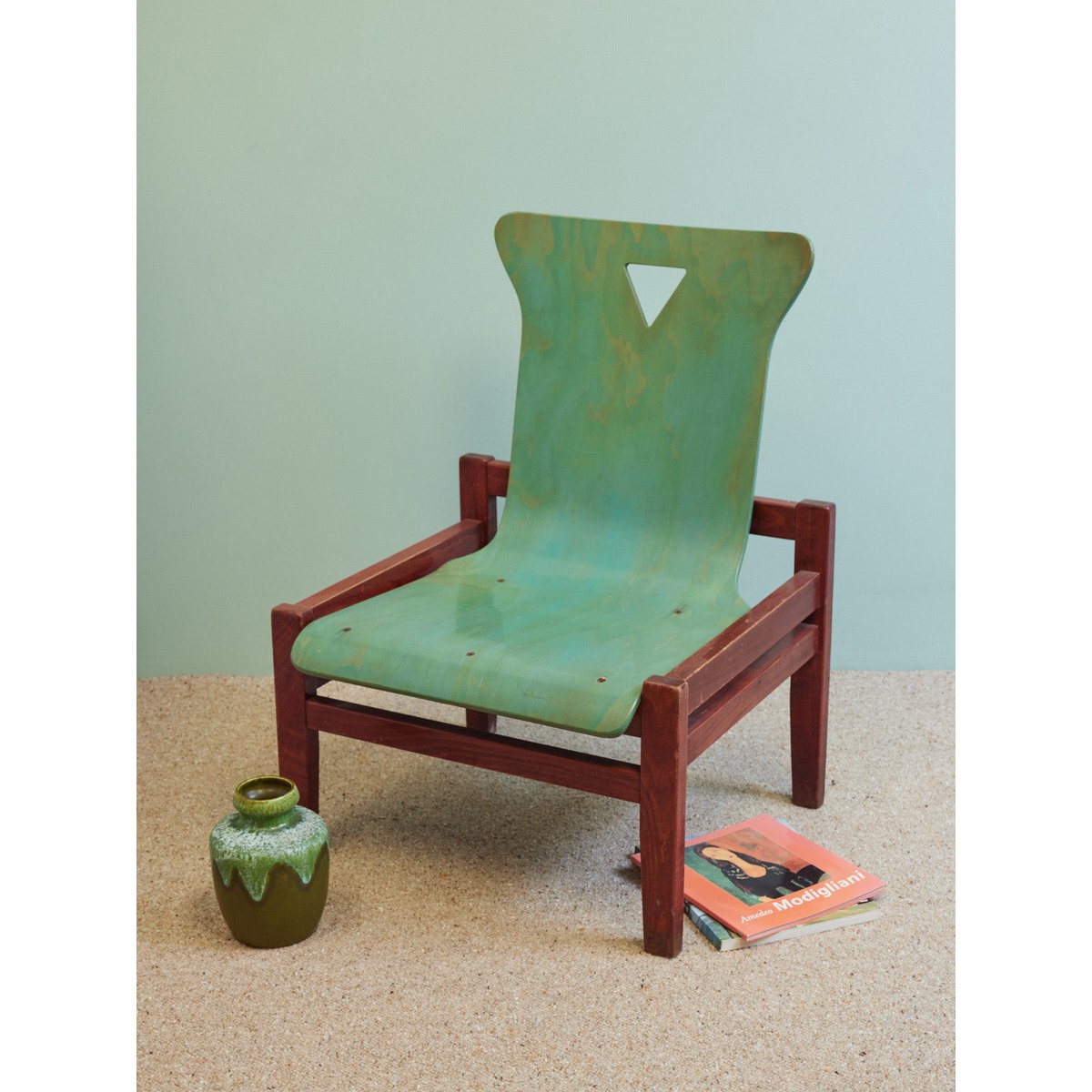Paire de deux chaises en bois design Alma N°2024 - Bon état vert, DEBONGOUT