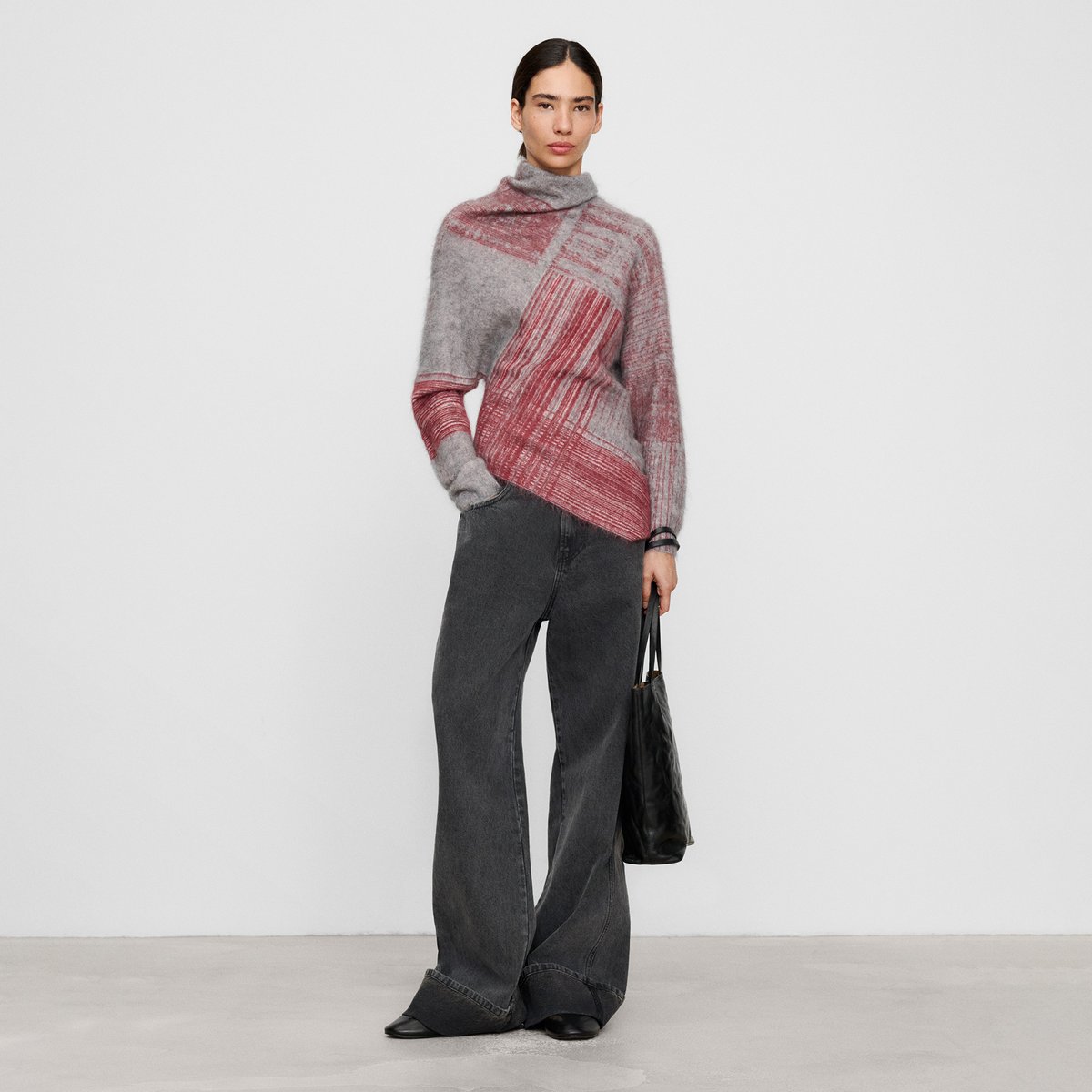 Pull avec mohair et laine mérinos à bas asymétrique grenat/gris, ADOLFO DOMINGUEZ
