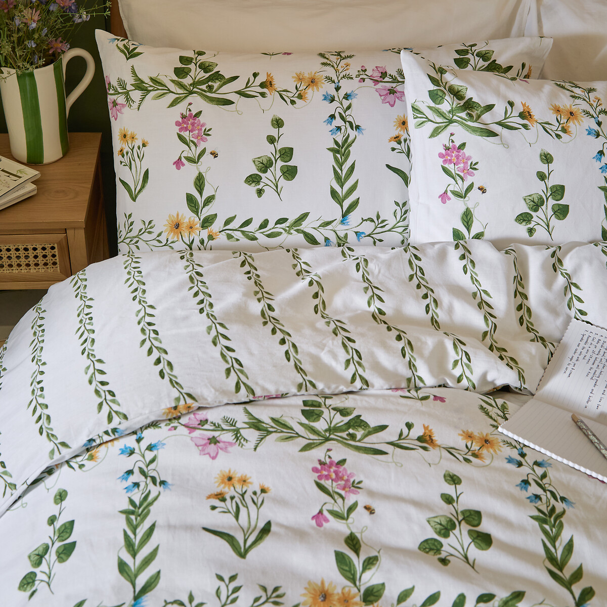 Olivia Reversible 100% Cotton Duvet Cover and Pillowcase Set green, WYLDER