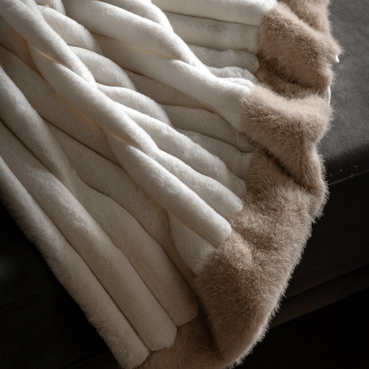 Luxury Fur Throw Cream cream, ÉDITÉ
