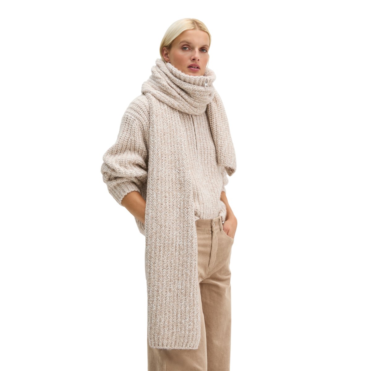 écharpe tricotée en mélange de coton bio et de laine d'alpaga marron clair, MARC O'POLO