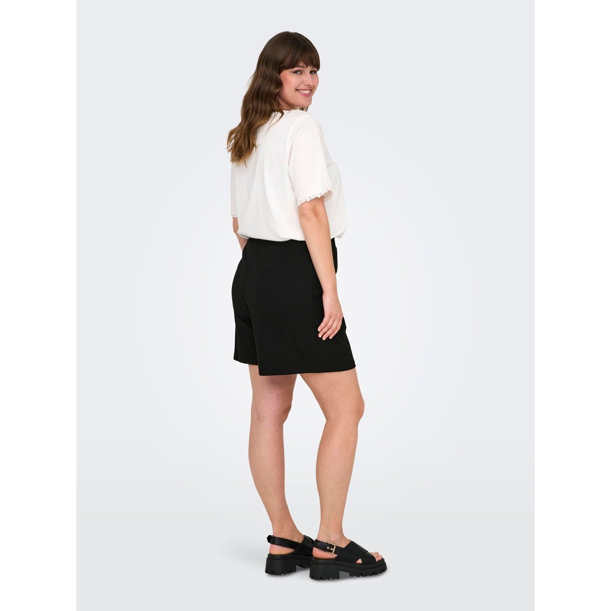 Short noire - black, ONLY CARMAKOMA