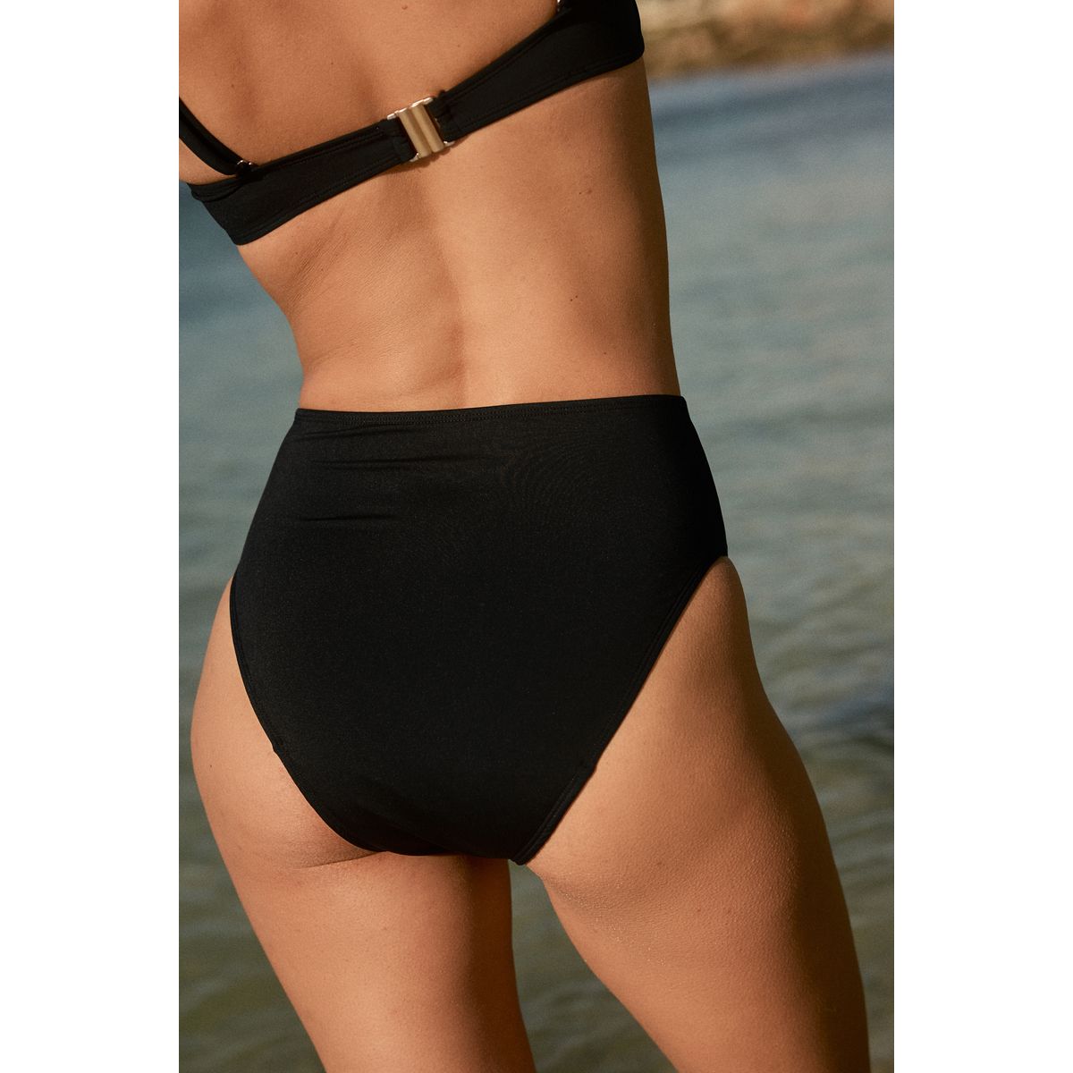 Bas de bikini menstruel taille mi-haute noir, NEXT