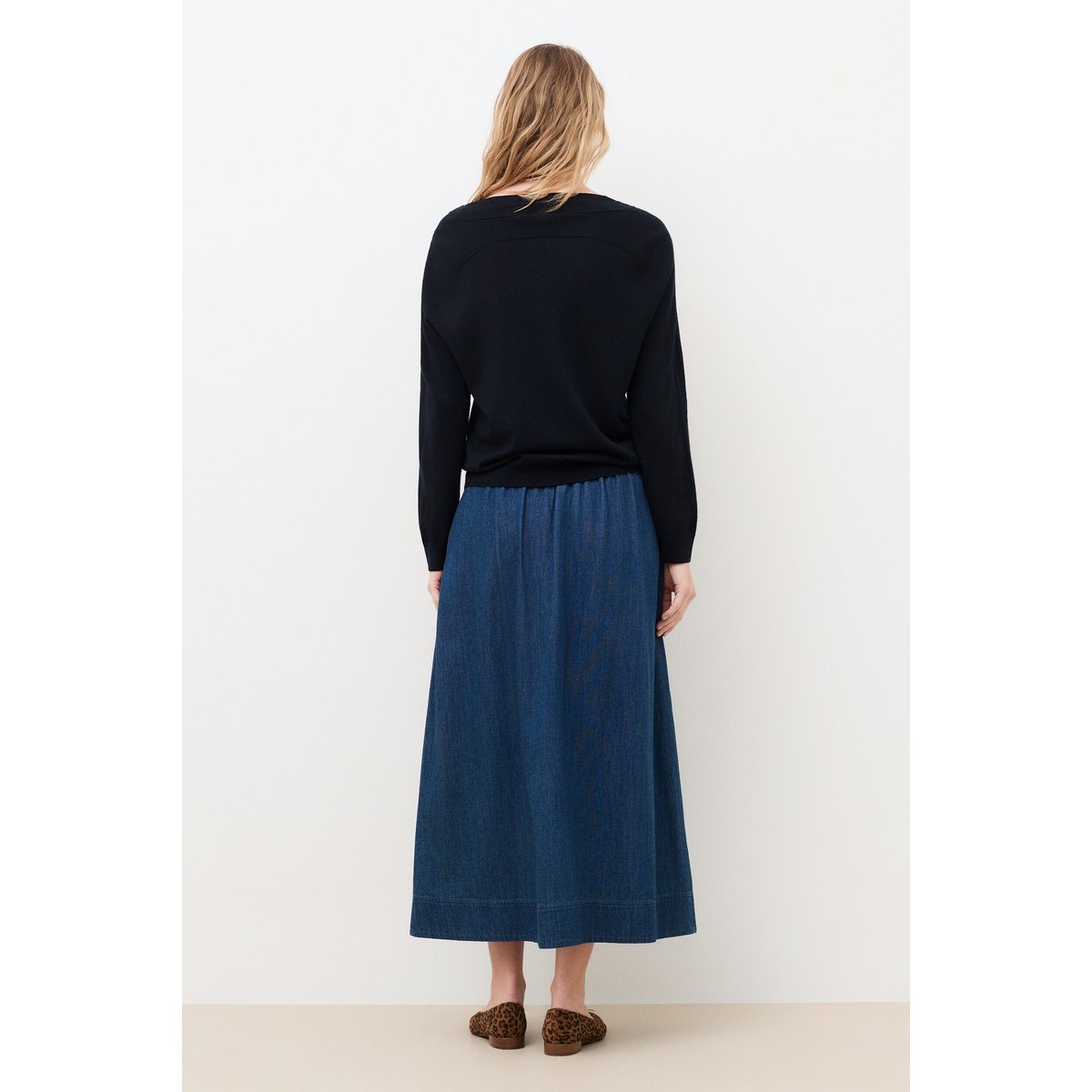 Pull droit col v MWANDA noir, CAROLL